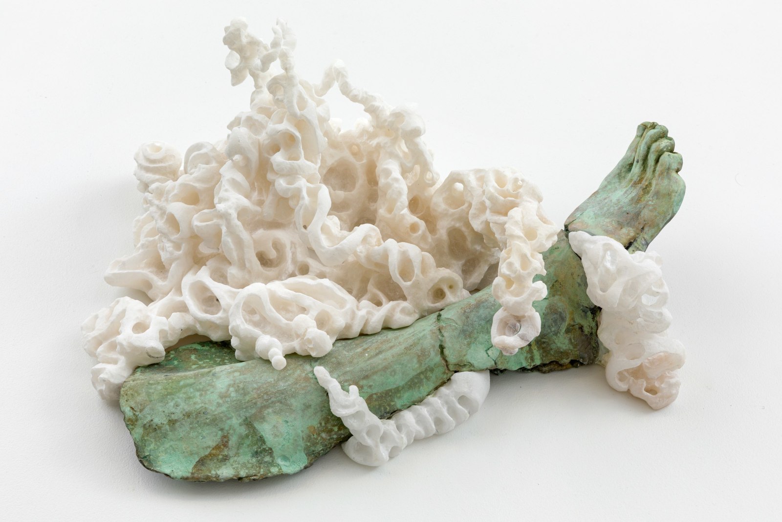 Diana Al-Hadid, Give, 2021