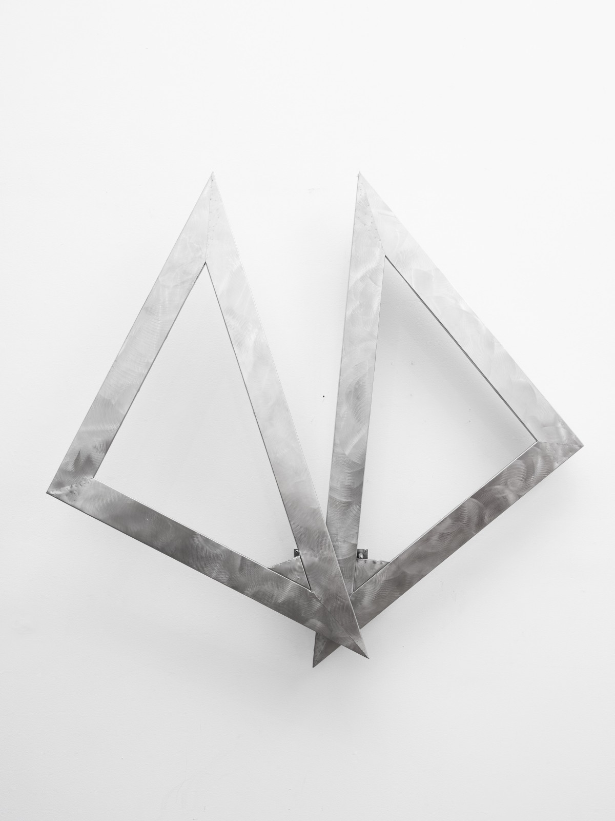 George Rickey, Unstable Squares Diagonal Wall, 1981