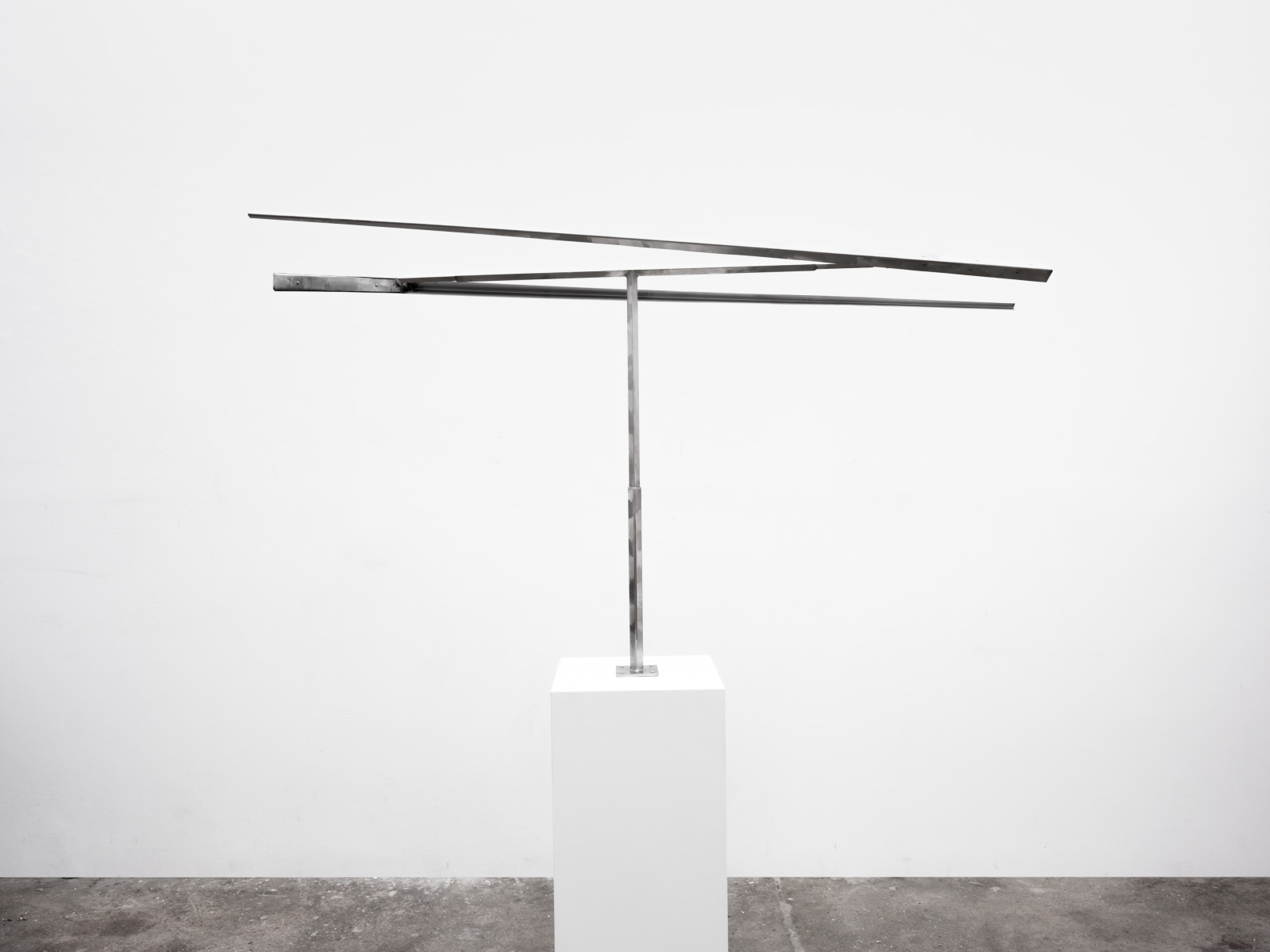 George Rickey, Two Lines in a T: Six Feet, 1988