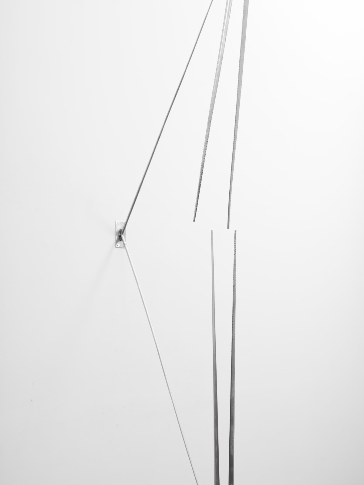 George Rickey, Column of Four Lines with Gimbals II (Wall), 1979