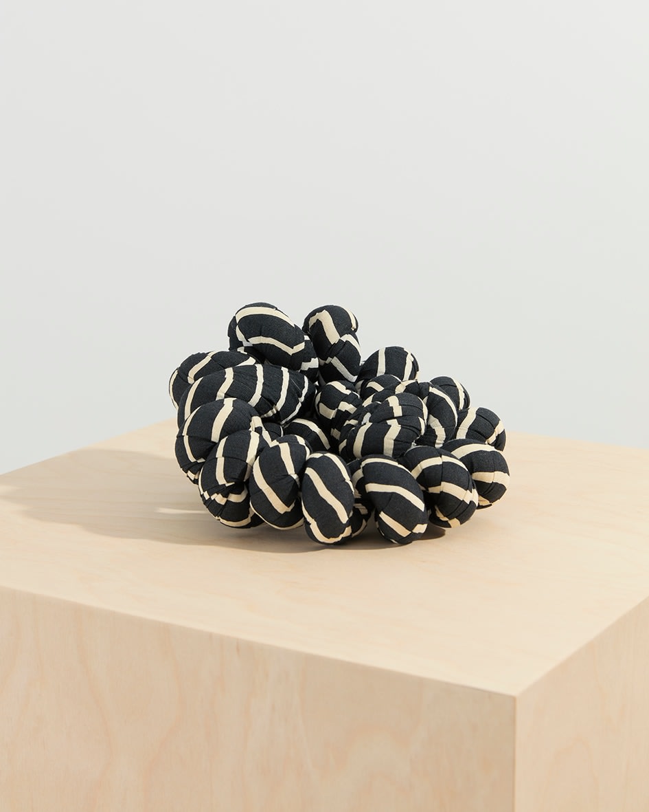 Jorge Eielson, Nodo Bianconero, 1990