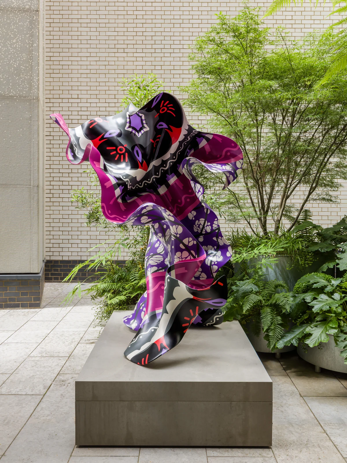 Yinka Shonibare Wind Sculpture in Bronze (SG) I, 2023