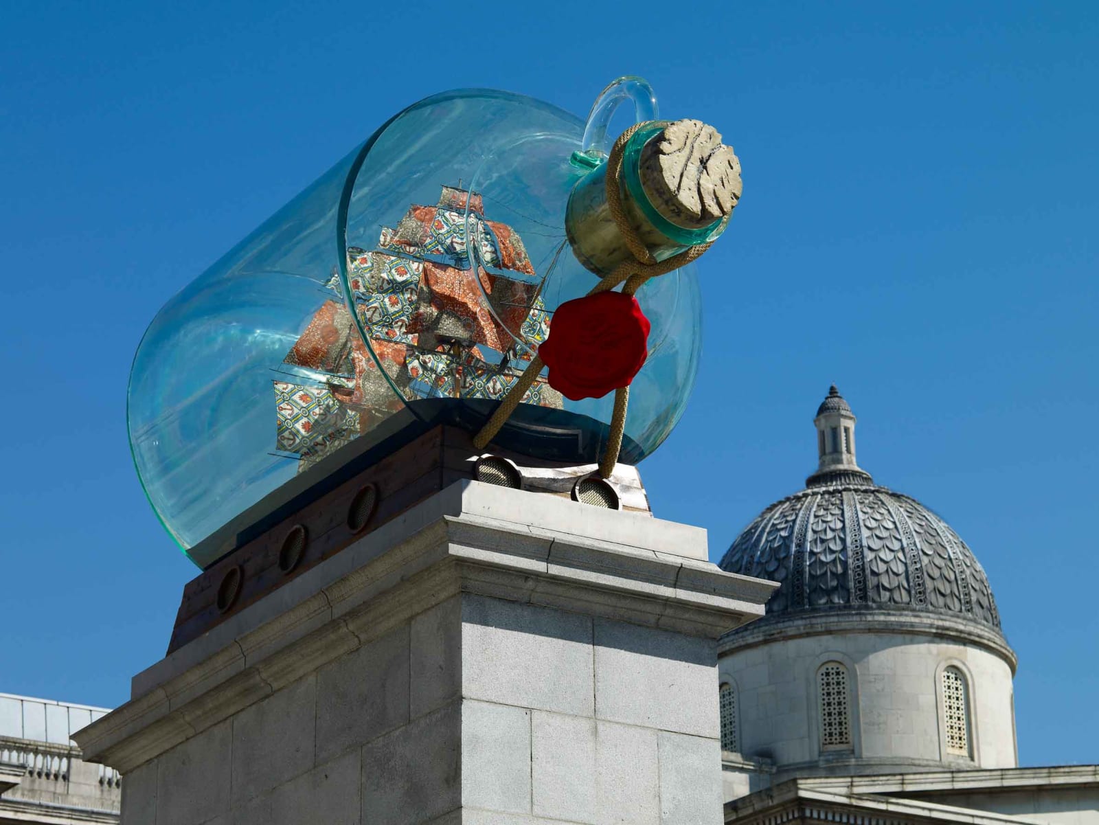 <p>Installation view:<i> </i><i>Nelson’s Ship in a Bottle</i>, Fourth Plinth Commission, Trafalgar Square, London (2010-2012).</p>