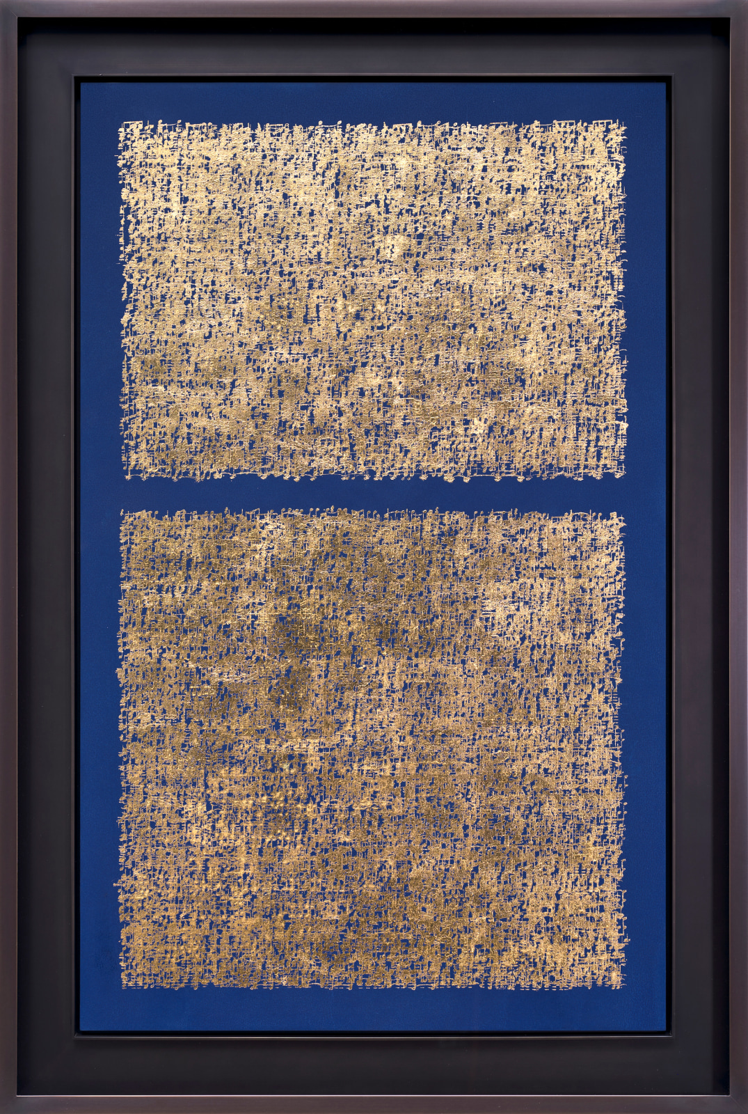 Idris Khan, Time Present, Time Past (Azrag III), 2025. Oil based ink and 23ct gold leaf on gesso, on aluminium. 90 x 56 cm, 35 3/8 x 22 in © Idris Khan. Courtesy the artist, Sean Kelly and Victoria Miro.