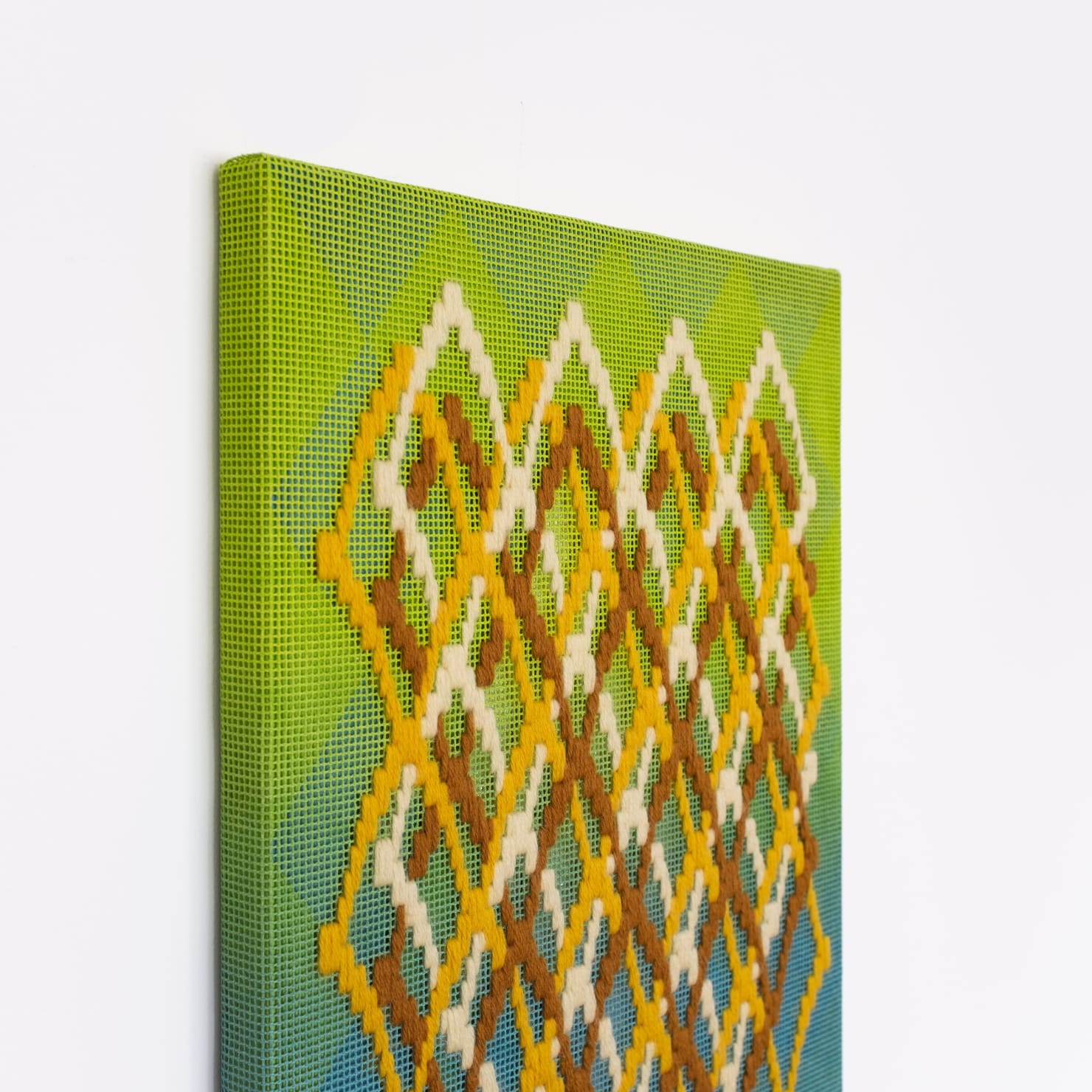 Cecilia Charlton, Pattern analysis [Golden Ratio, green and blue], 2022