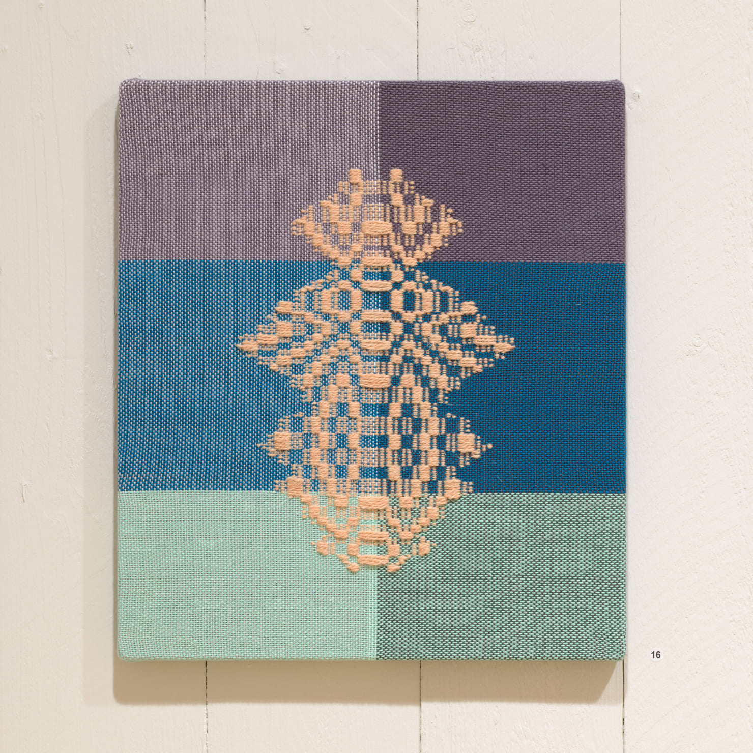 Cecilia Charlton, Solitary being [peach], 2022