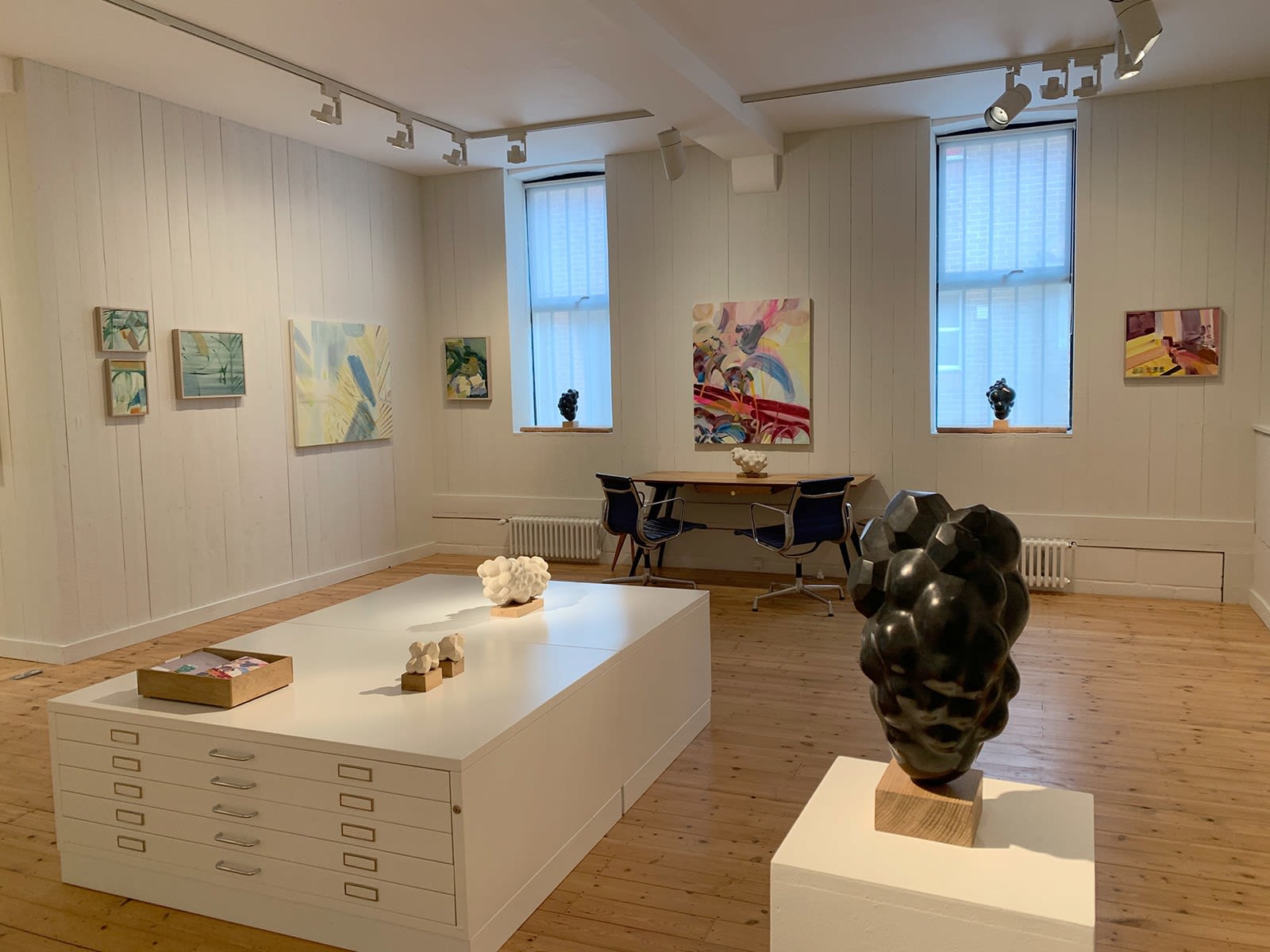 Charlotte Edsell, Nepal Iris, 2020