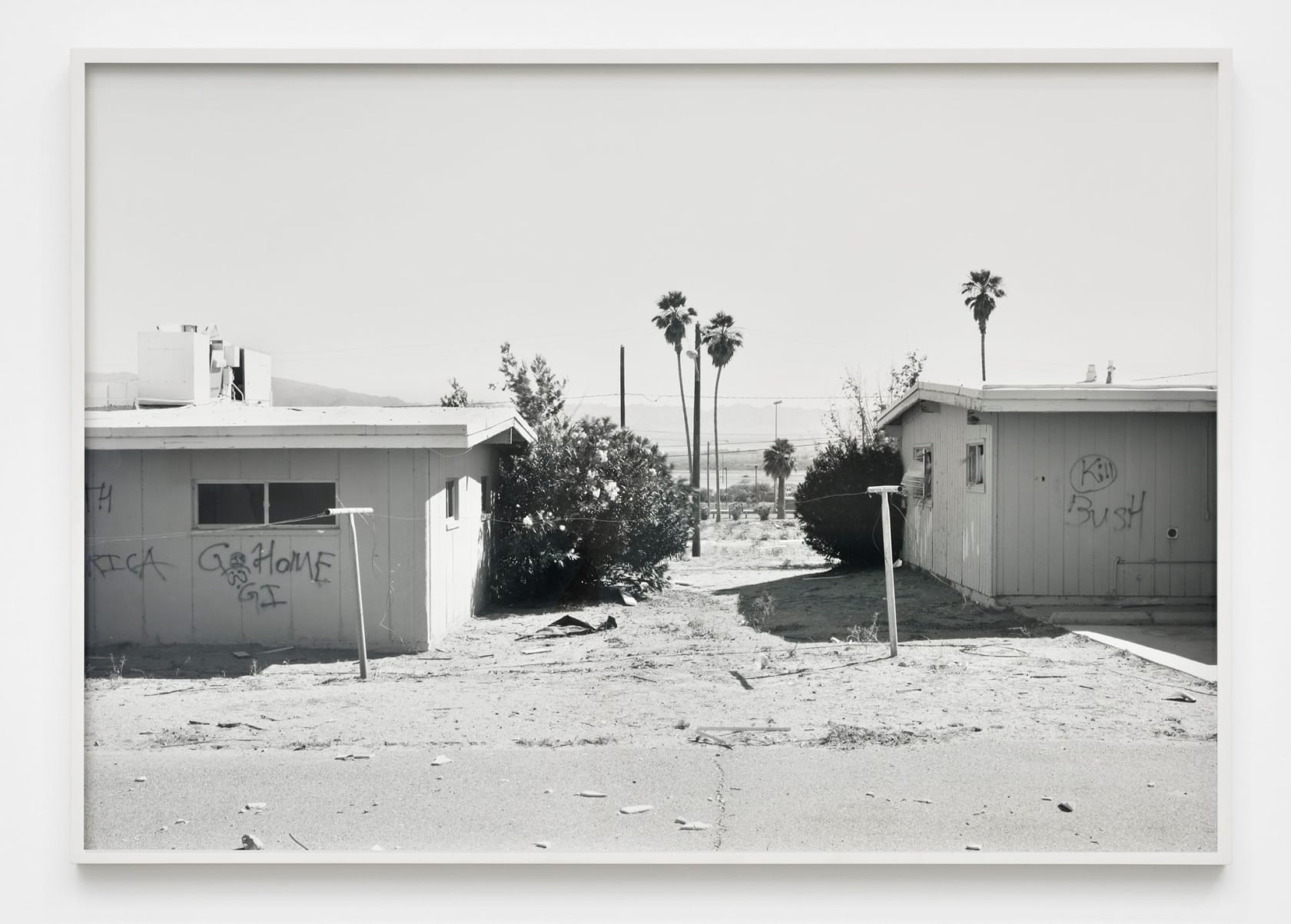 An-My Lê, Security and Stabilization Operations, Graffiti II, from 29 Palms, 2003-2004