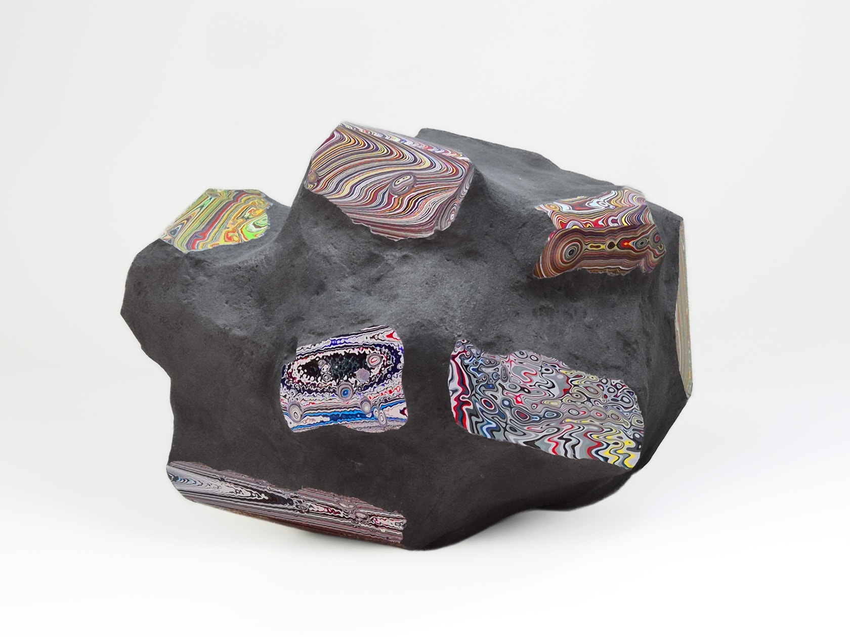 Agnieszka Kurant, Post-Fordite 13, 2025