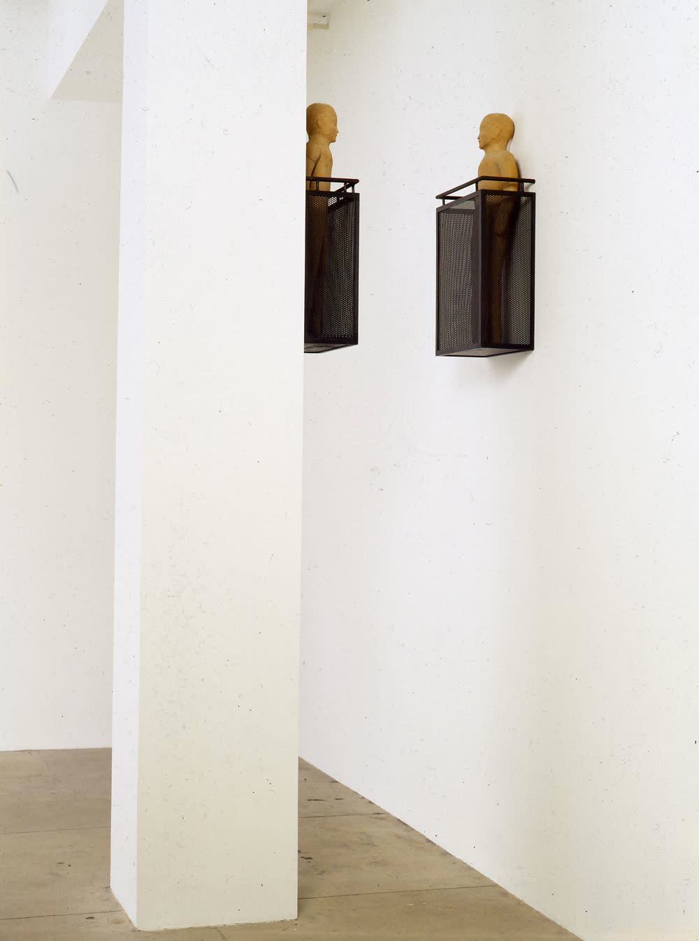 Juan Muñoz Opposite Balconies, 1991