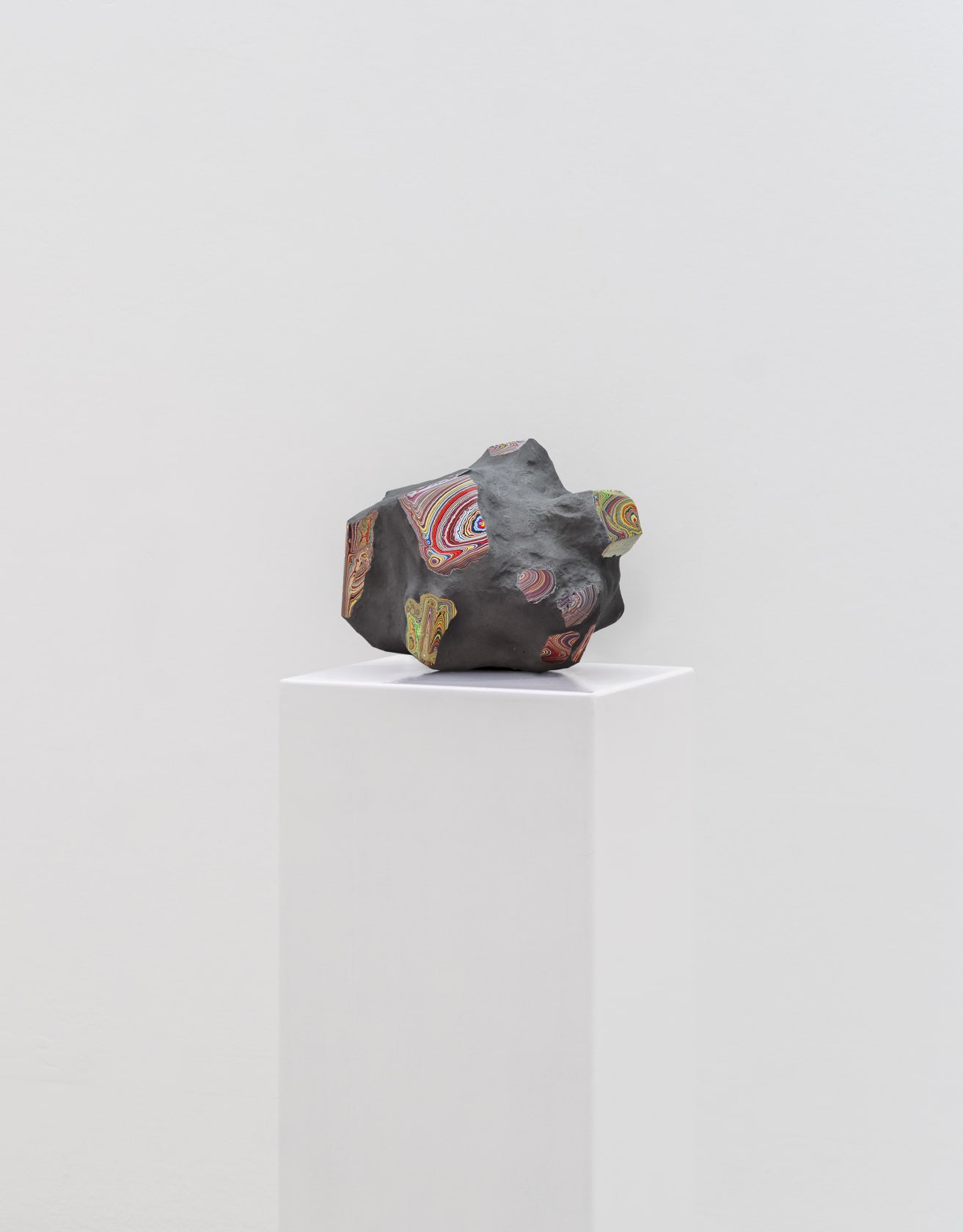 Agnieszka Kurant, Post-Fordite 13, 2025