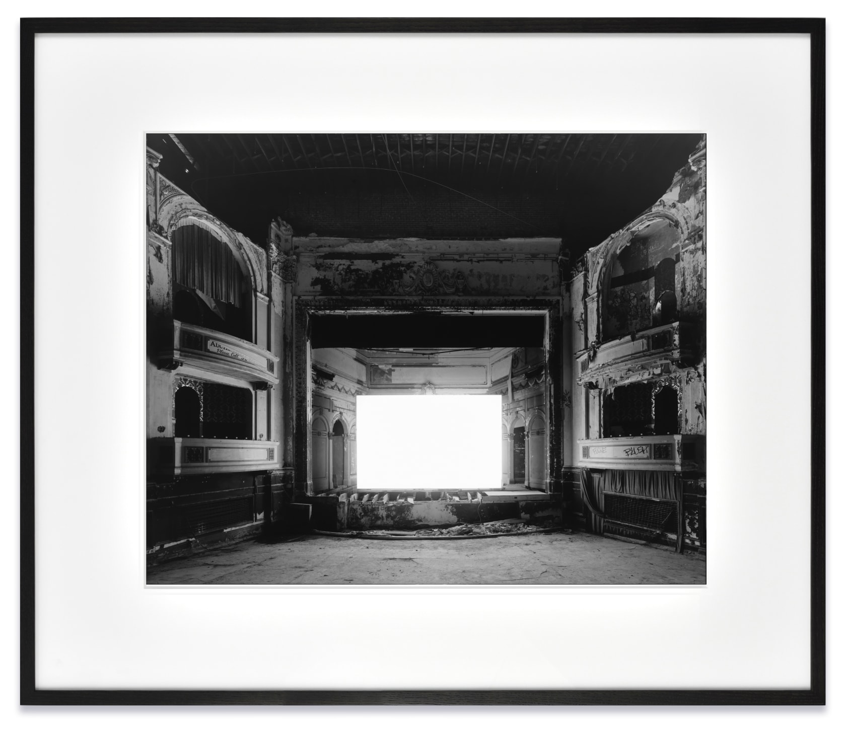 Hiroshi Sugimoto, Everett Square Theater, Boston, 2015
