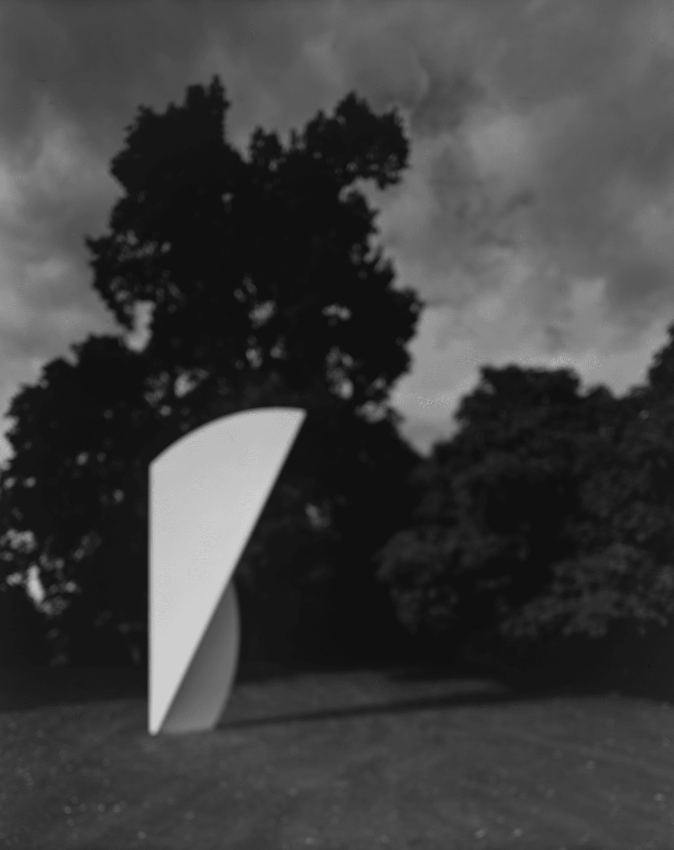 Hiroshi Sugimoto, Past Presence 074, White Curves, Ellsworth Kelly, 2016
