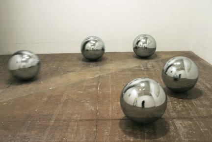 Jeppe Hein Continuity Reflecting Space, edition 1/3, 2003