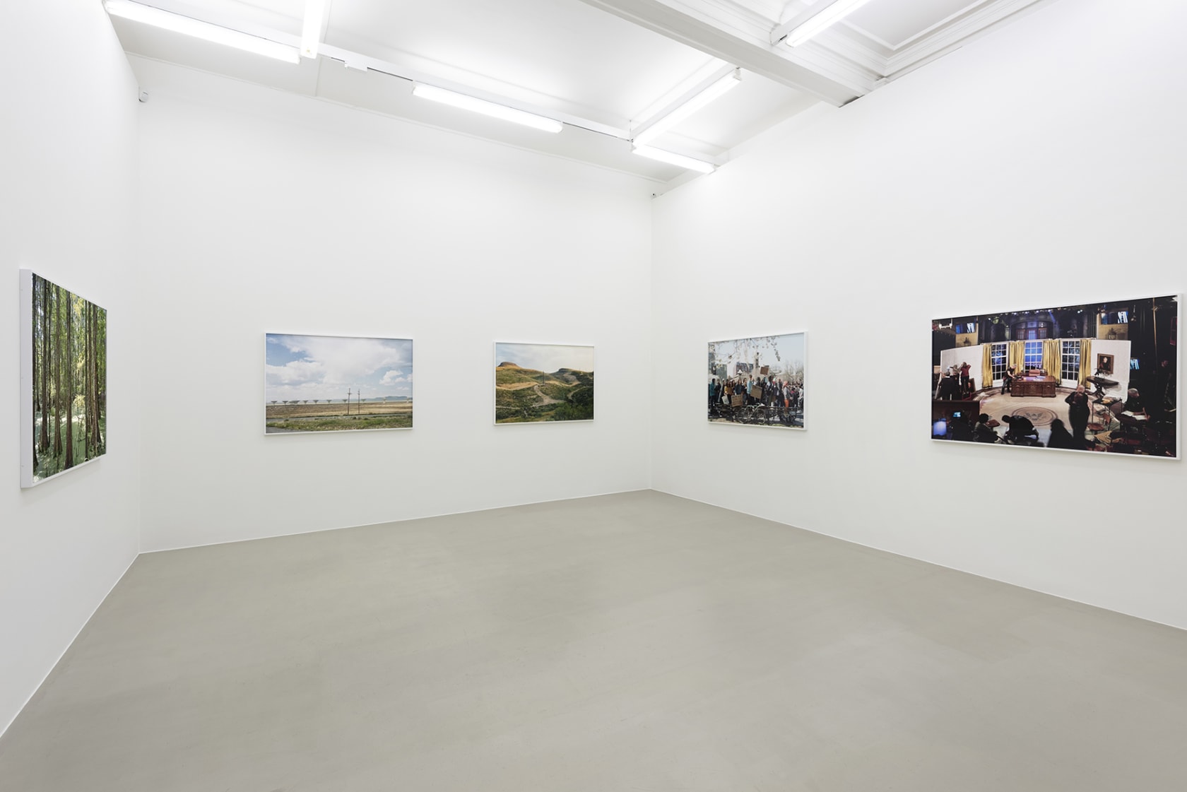 An exhibition installation view from: An-My LĂȘ, Silent General