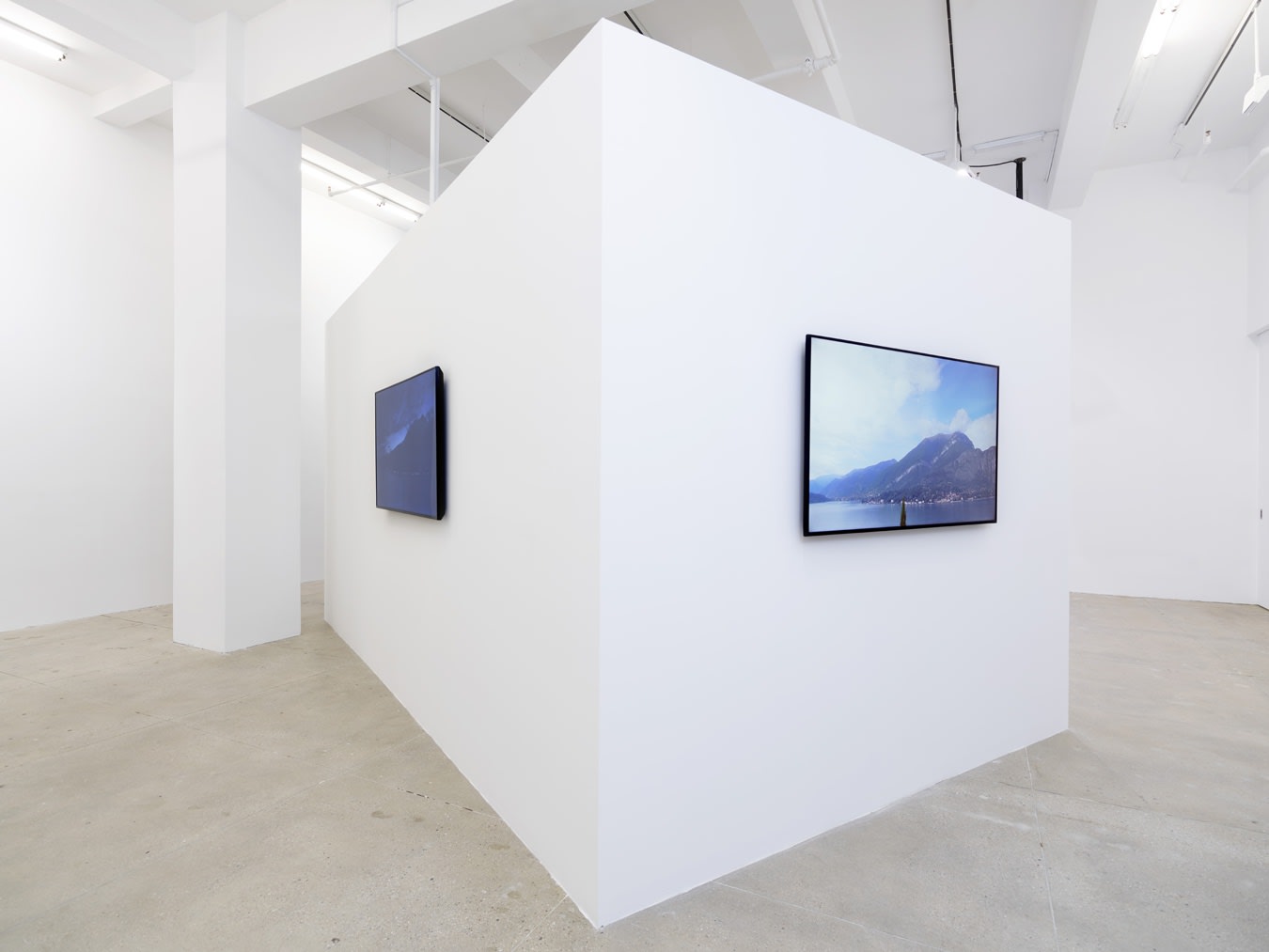 An exhibition installation view from: Dara Birnbaum, Psalm 29(30)