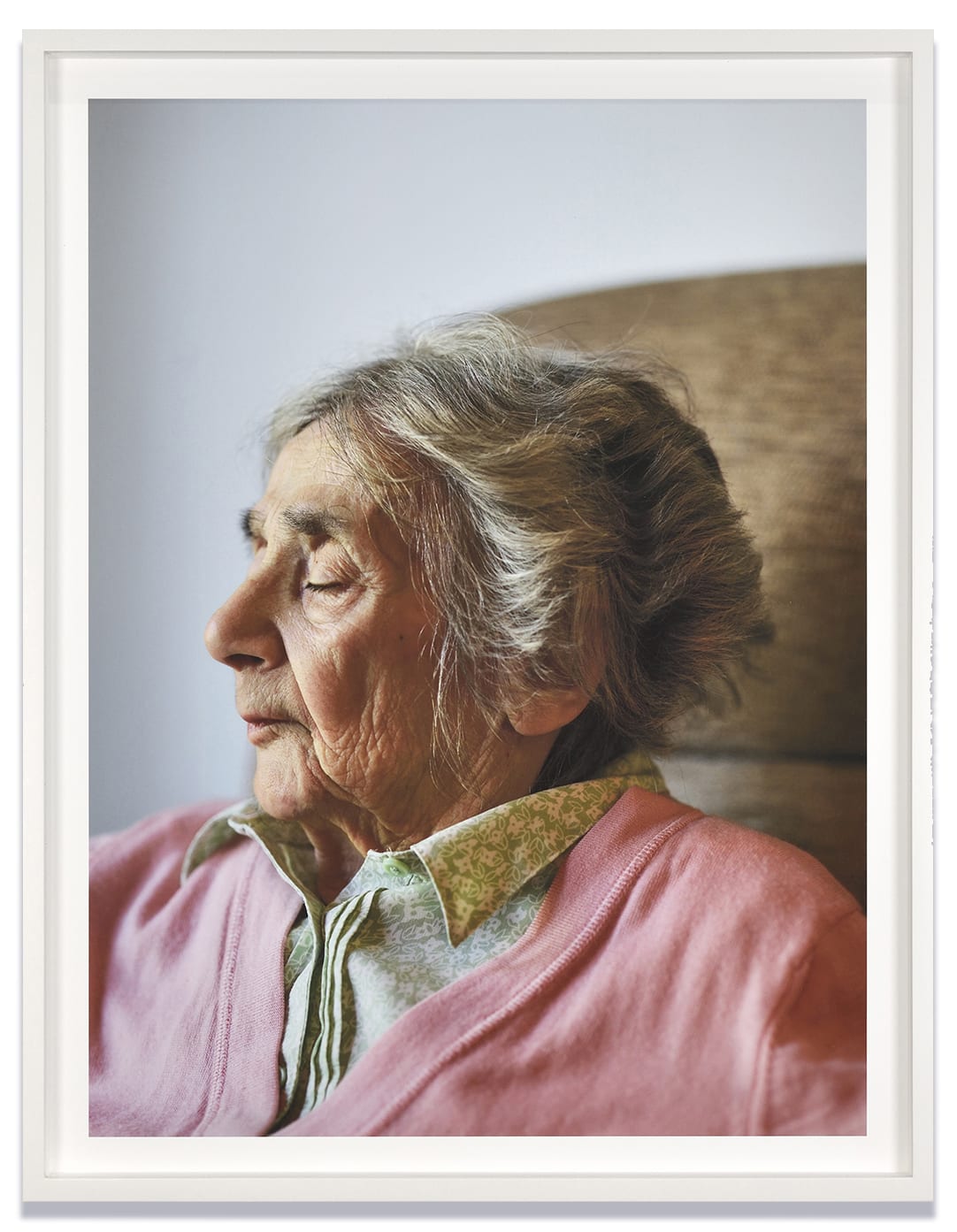Paul Graham Mother, 2019 Photographic print 35.3 x 45.8 cm, with borders Framed 47.2 x 36.8 x 3.5 cm Edition...