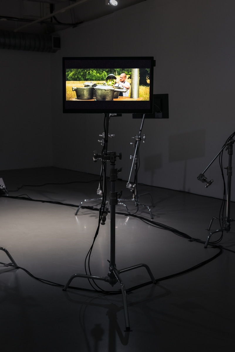 Rirkrit Tiravanija untitled 2017 (Lars' voids)2017 video on 8 screens 10 inch monitor; 32 inch monitor; 40 inch monitor; 5...