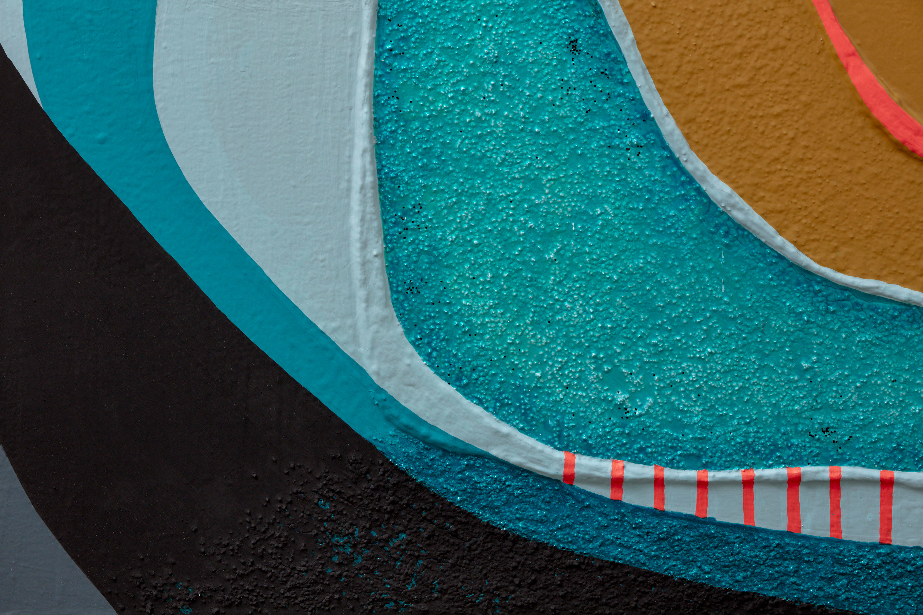 Carrie Moyer Rise and Shine2025 Acrylic, glitter, and pumice on canvas 182.9 x 127 cm 72 x 50 in