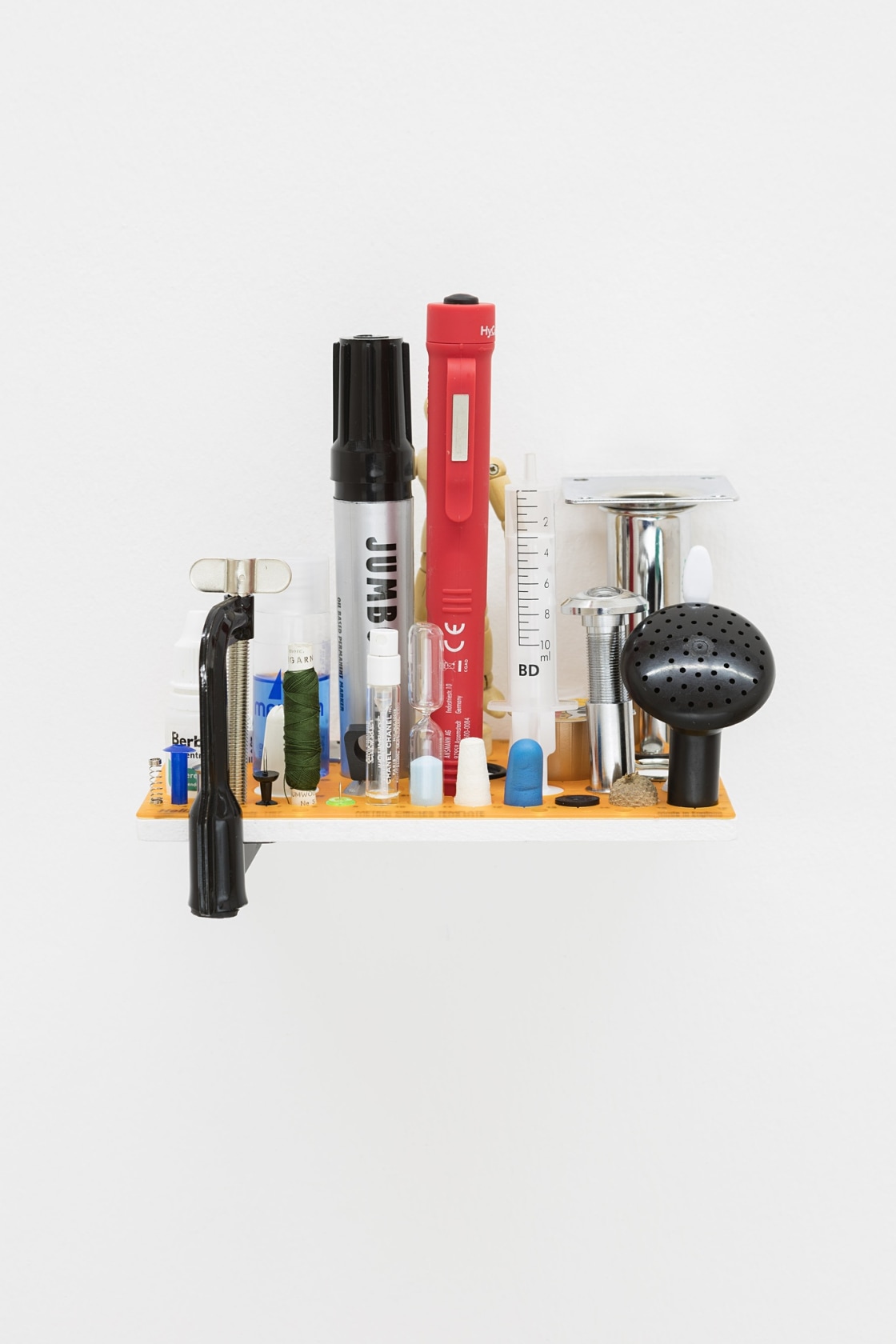 Ceal Floyer, Helix, 2015