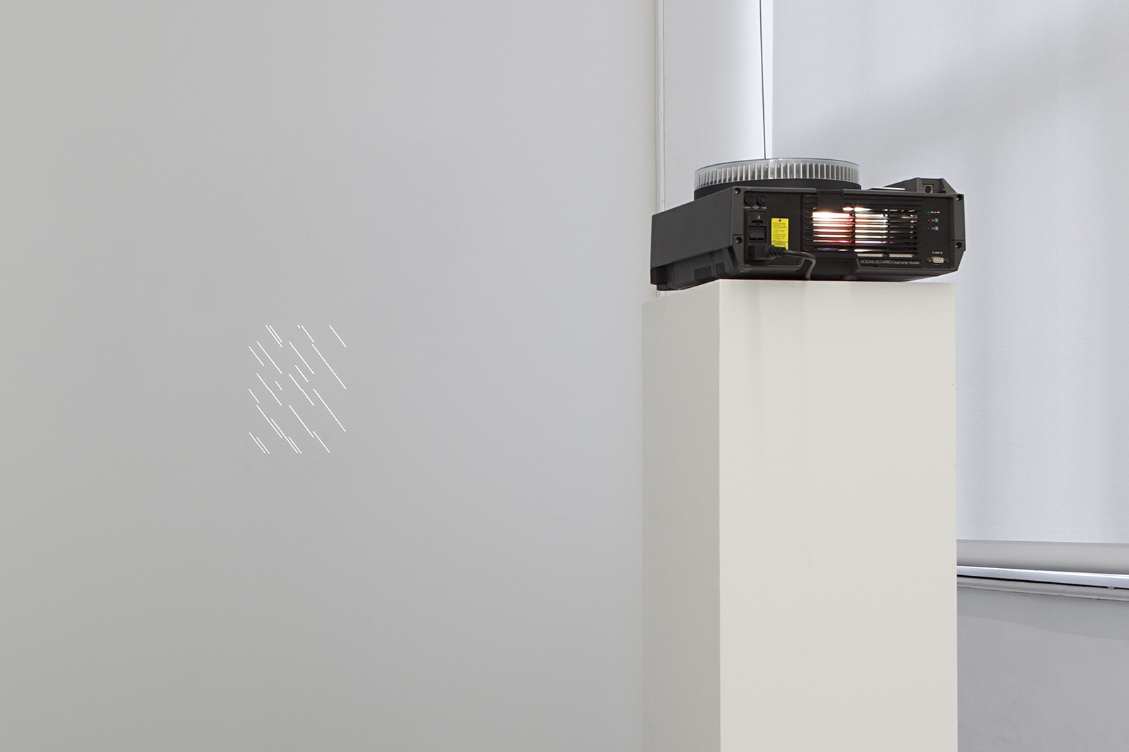 Daniel Steegmann Mangrané, Kiti Ka'aeté (light drawings), 2013