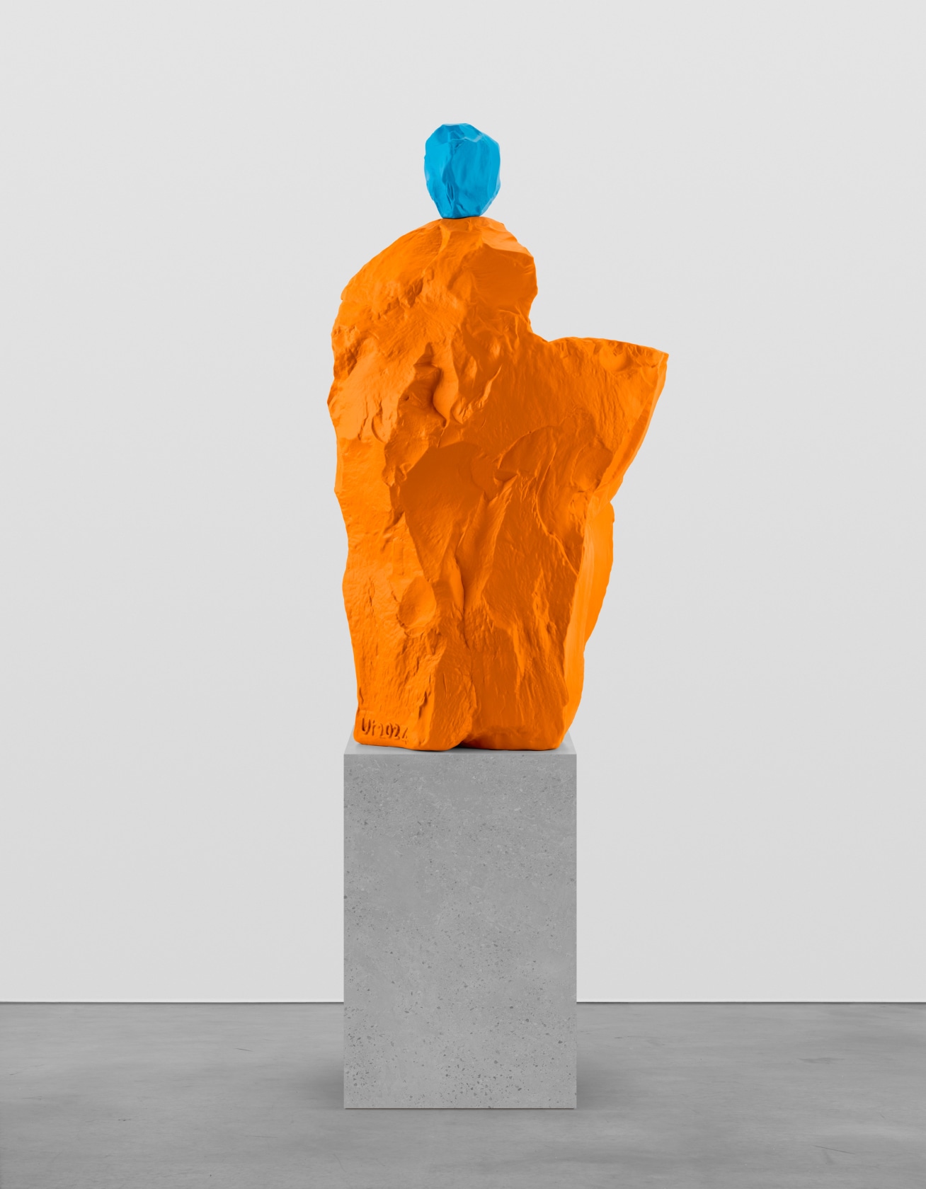 Ugo Rondinone, blue orange nun, 2024
