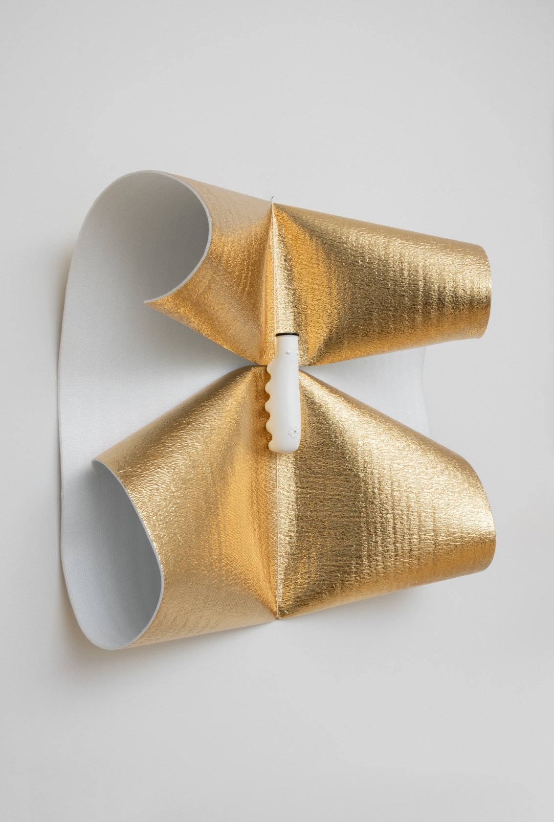 Gabriel Kuri untitled (pending breastfeeding mantis diagram), 2023