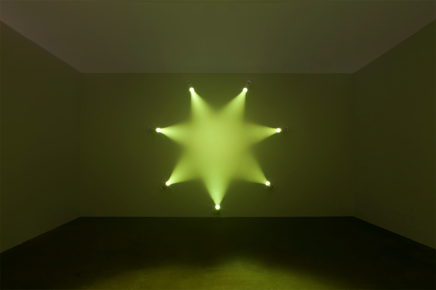 Ann Veronica Janssens, RR Lyrae, 2014
