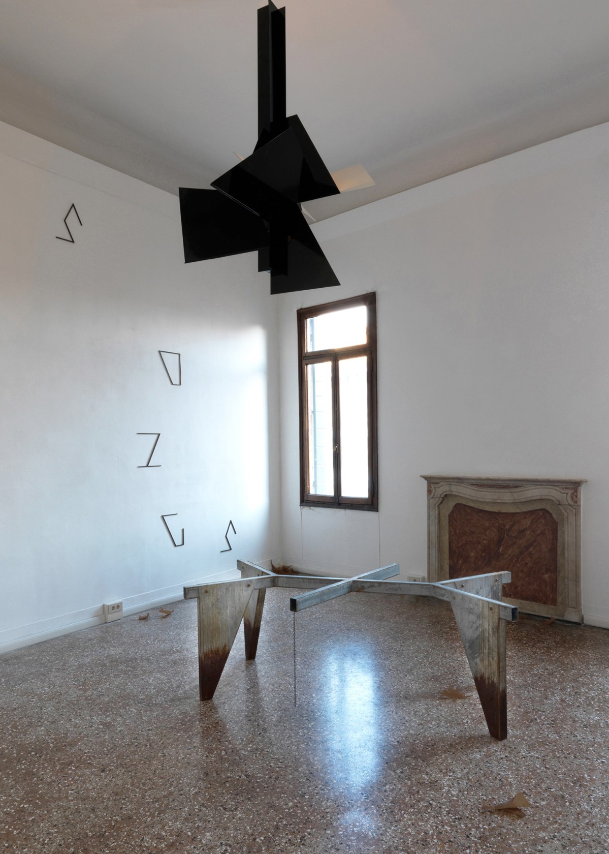 Exhibition view, No Reflections, Venice Biennale, 2009 © Gilmar Ribeiro