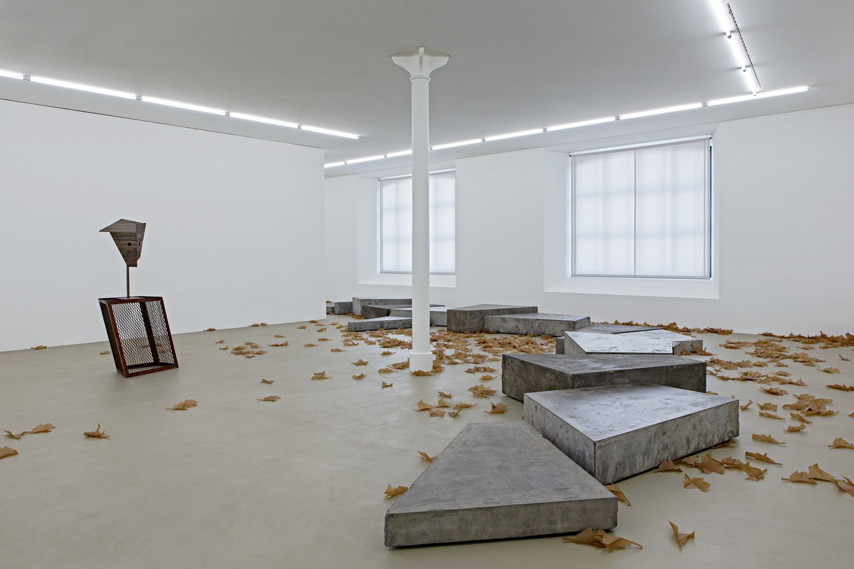 Exhibition view, Martin Boyce, Museum für Gegenwartskunst, 2015 © Museum für Gegenwartskunst, Gina Folly