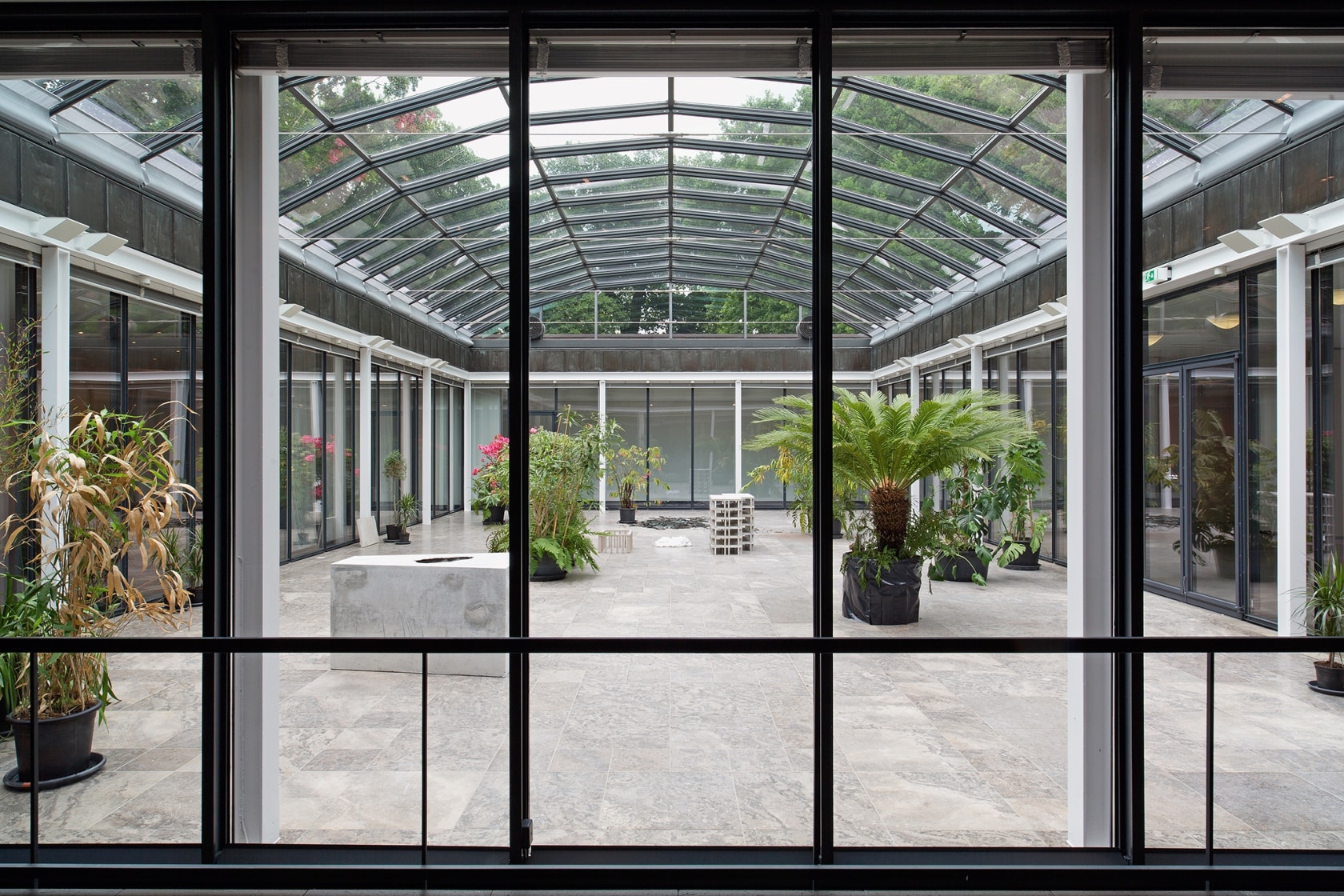 Exhibition view, Kontrastbedürfnis, Ernst Balach Haus, Hamburg, 2014