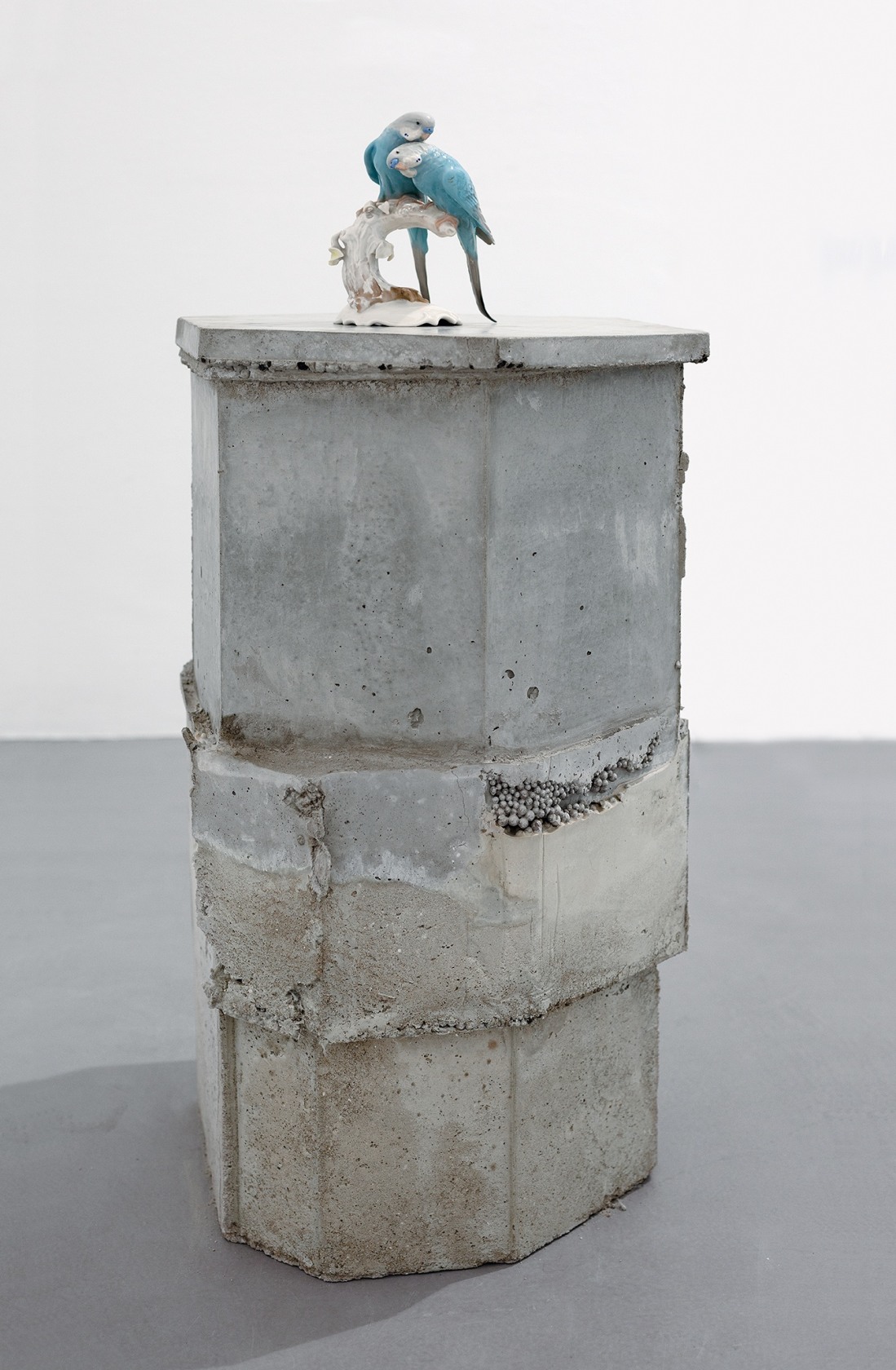 Exhibition view, Kontrastbedürfnis, Ernst Balach Haus, Hamburg, 2014