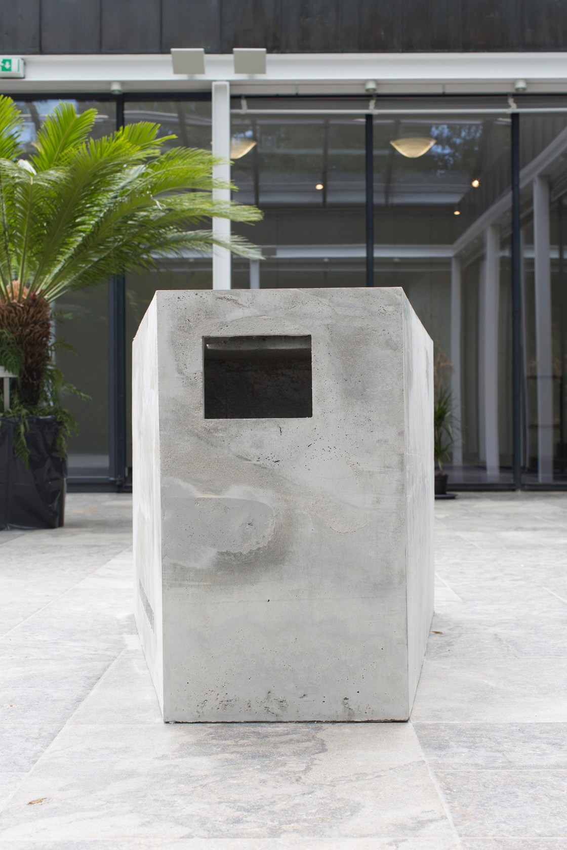 Exhibition view, Kontrastbedürfnis, Ernst Balach Haus, Hamburg, 2014