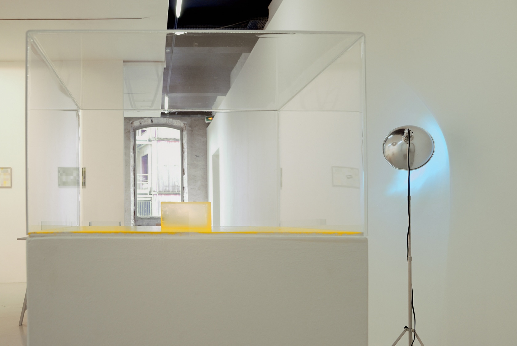 Exhibition view 2 white flashes every 10 seconds, 2011 Le Quartier, Centre d'Art Contemporain de Quimper Photo © Ann Veronica...