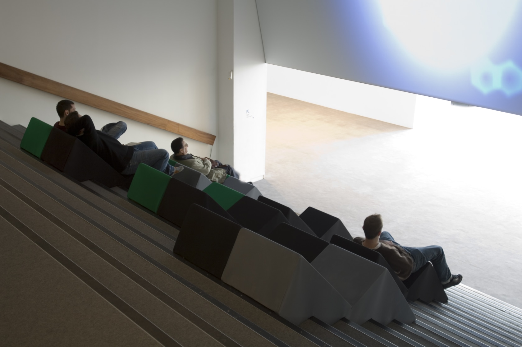 Solarium, 2007 with Nicolas Ghesquière Camera Lucida Productions Film, format 2.35, 9 min. Chairs, wood & lycra Entering Expodrome, Solarium...