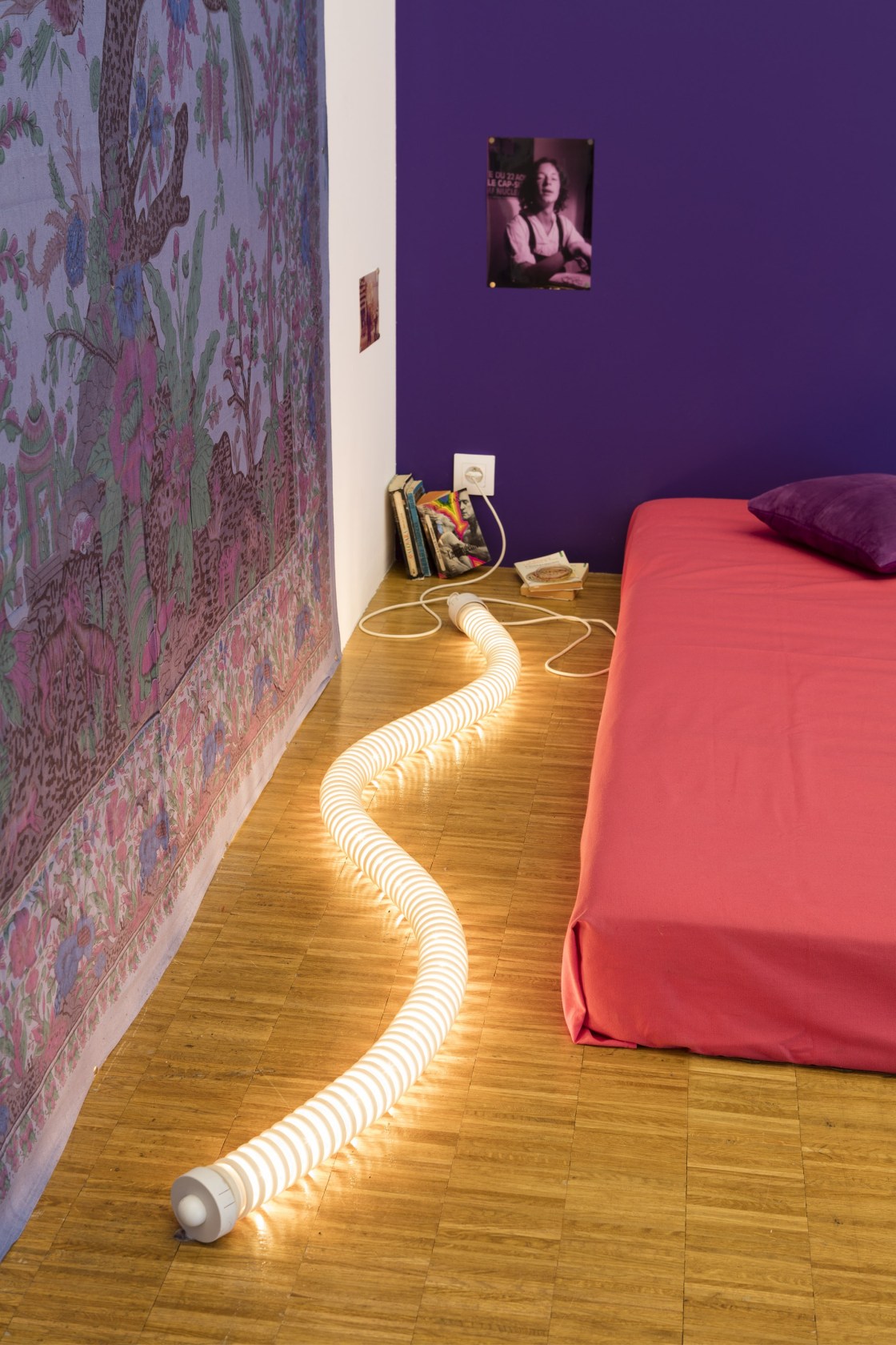 Nos Années 70 (Chambre), 1992 Foam mattress for two people, pink sheet, purple cushion, books, Indian bracelets, Boalum lamp, fabric...