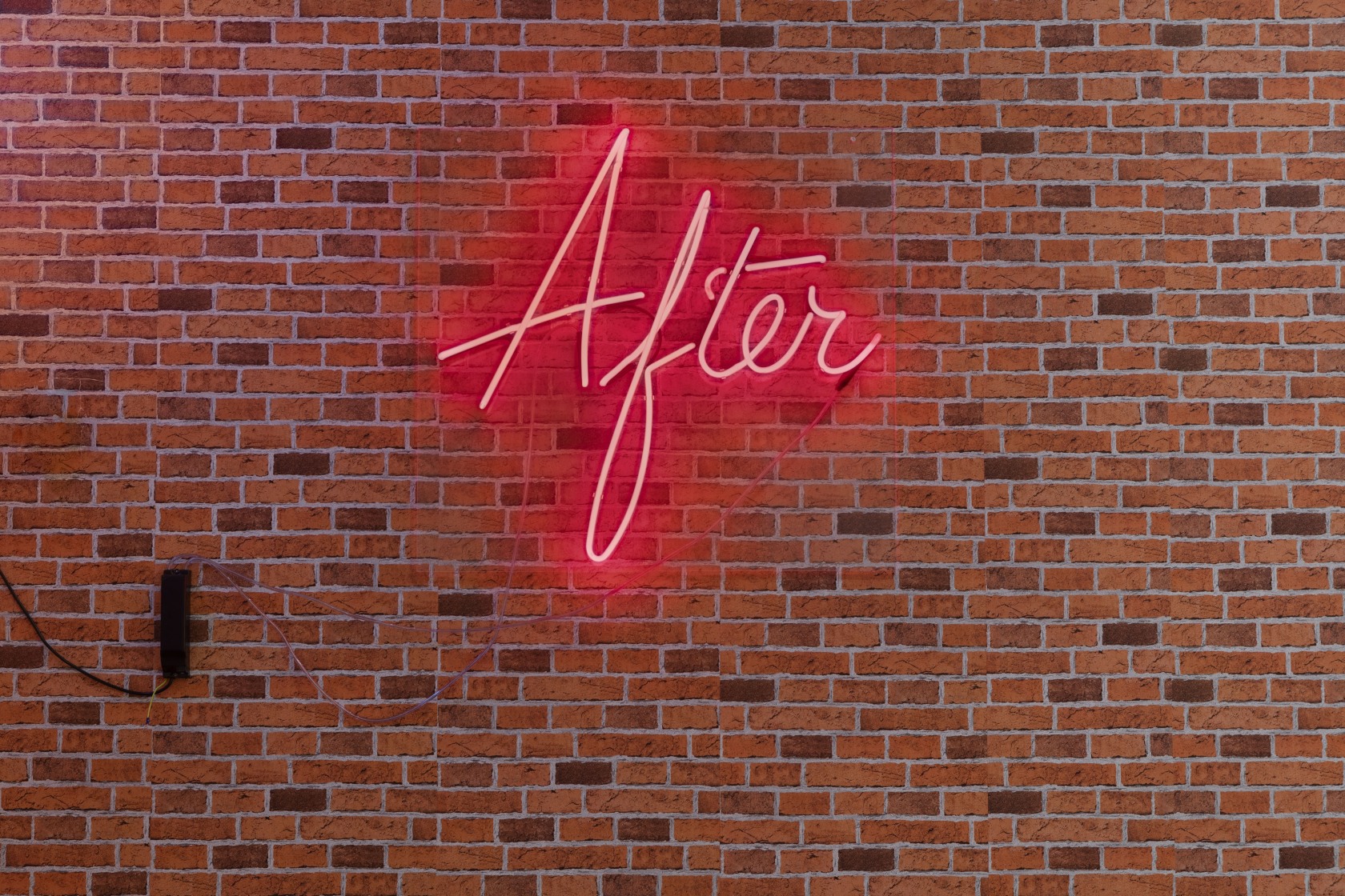 After, 2009 Neon, wallpaper This work was part of the performances K.62 and K.85 by Dominique Gonzalez-Foerster and Ari Benjamin...