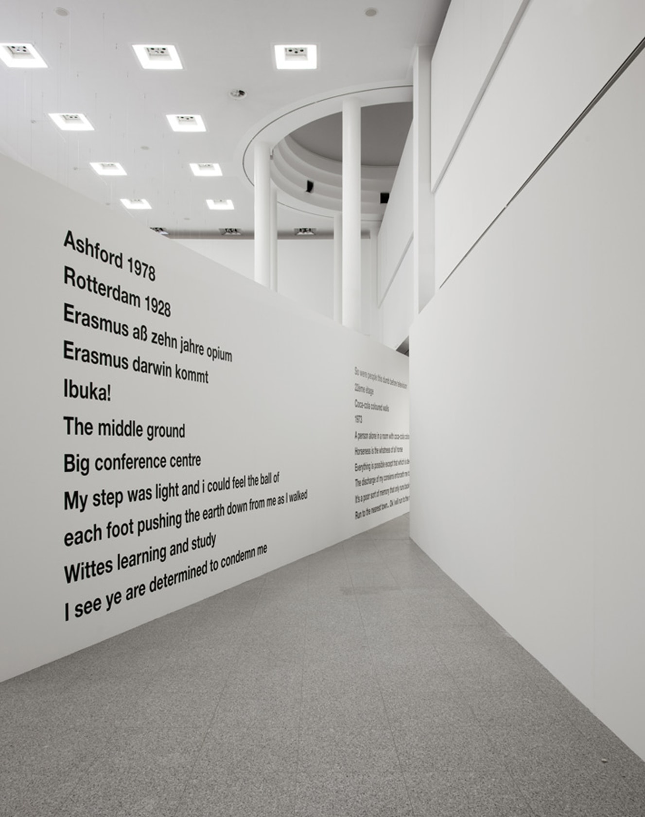 Exhibition view Liam Gillick: One Long Walk... Two Short Piers..., 2010 Kunst- und Ausstellungshalle der Bundesrepublik Deutschland, Bonn Photo ©...