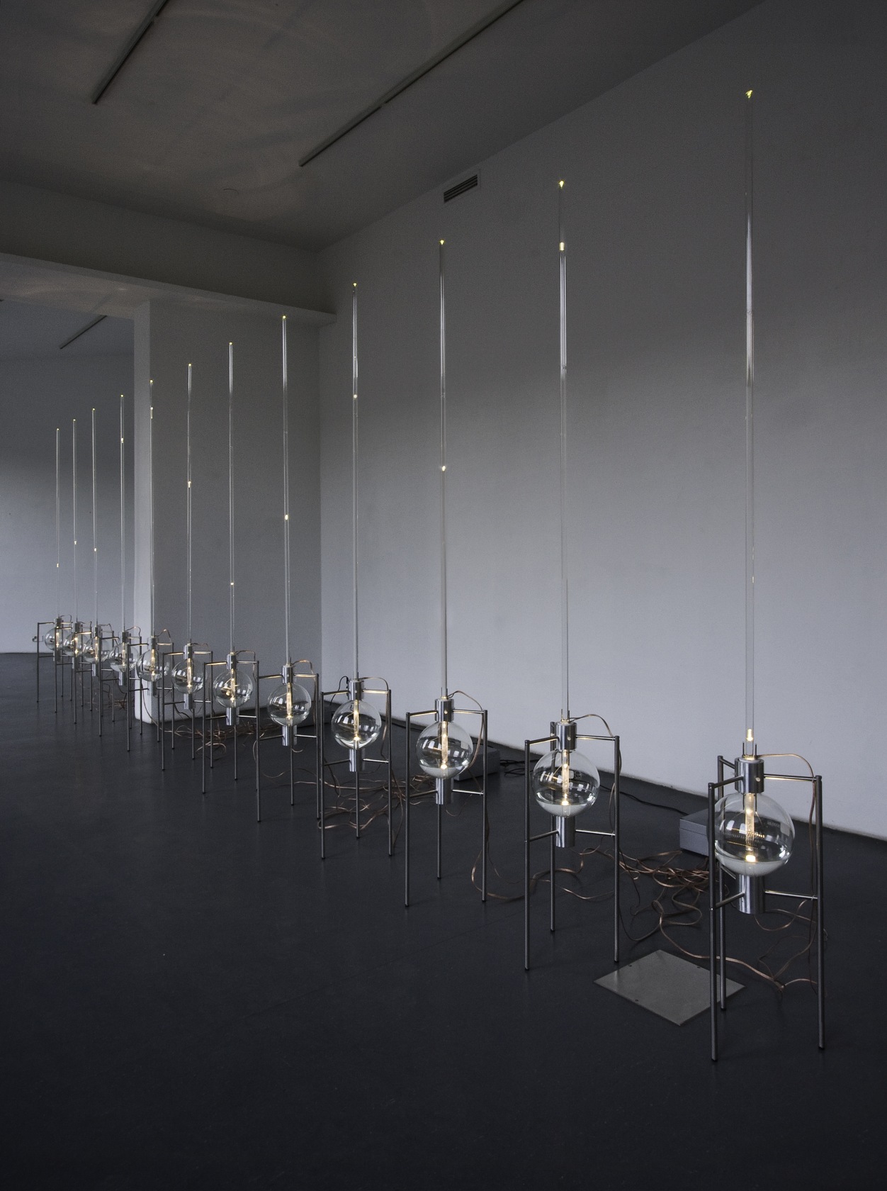 Liquid Diagram, 2009 Distilled water, glass flasks, glass tubes, resistance wire, stainless steel stands, halogen lights, control units, transformers The...