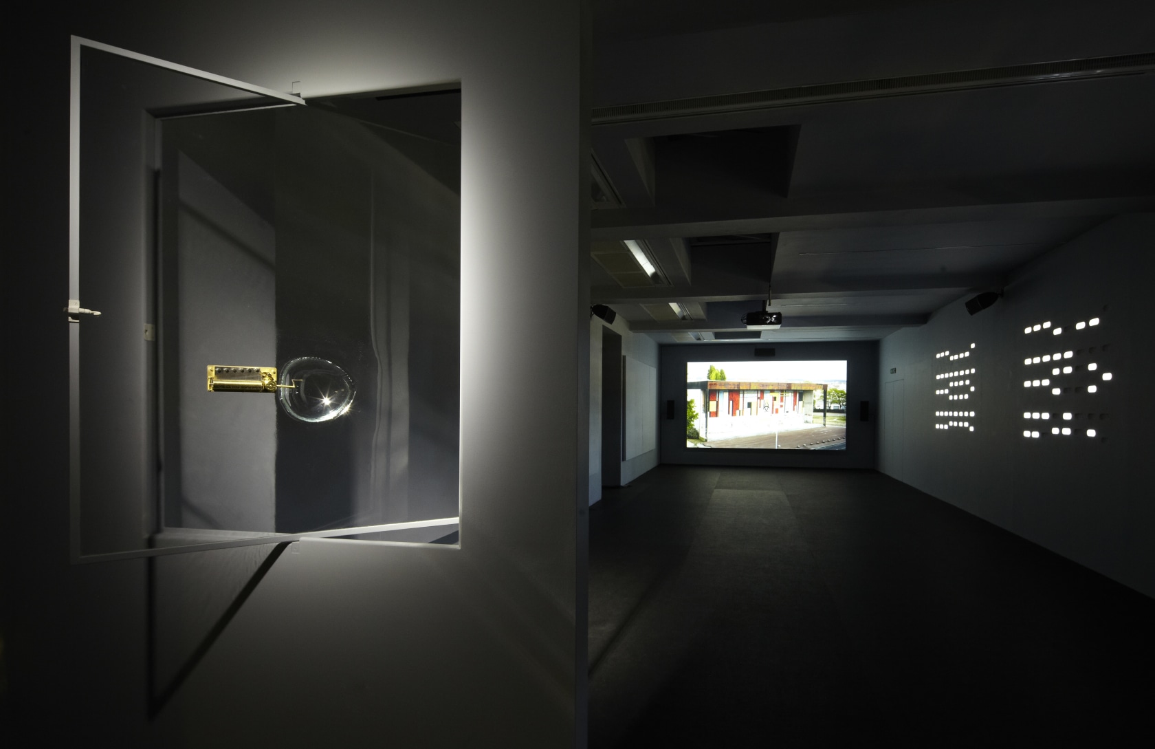 No Window No Cry (Le Corbusier, Maison-atelier Lipschitz, Boulogne), 2011 (left) Music box, glass, wooden window frame No Window No...