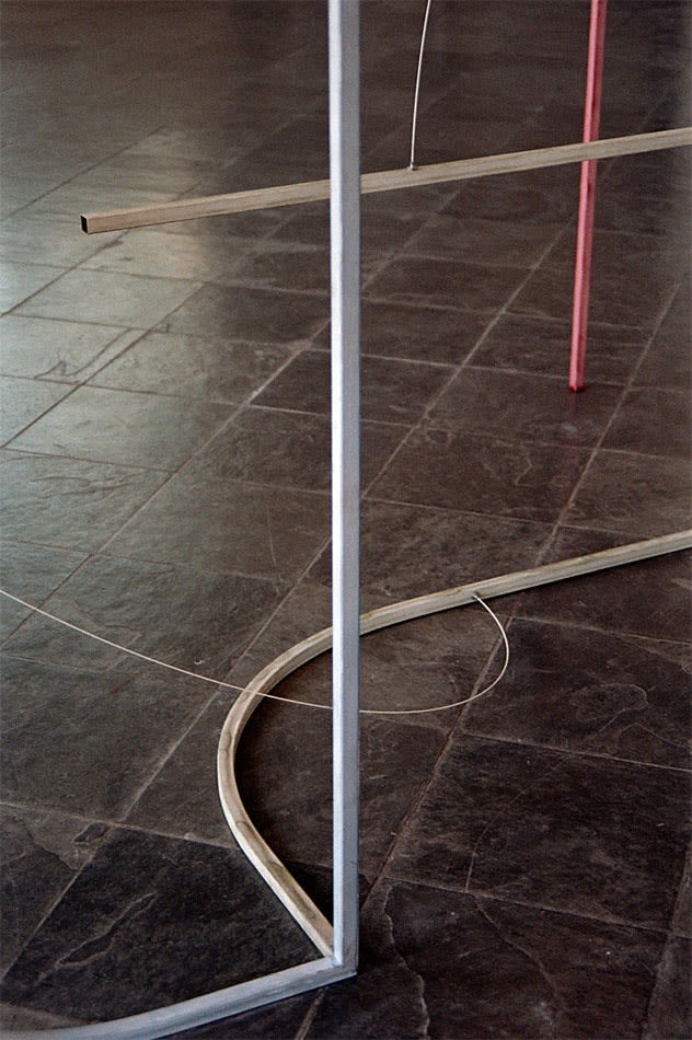 U, 2013 Chrome steel and watercolor patina, magnets and fiberglass stick Photo © 9th Mercosul Biennial