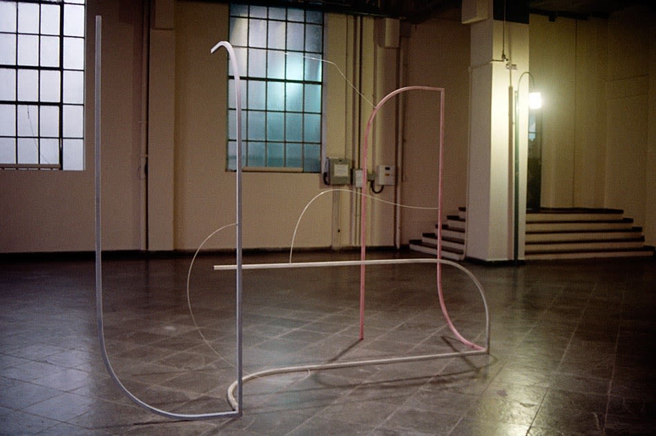 U, 2013 Chrome steel and watercolor patina, magnets and fiberglass stick Photo © 9th Mercosul Biennial