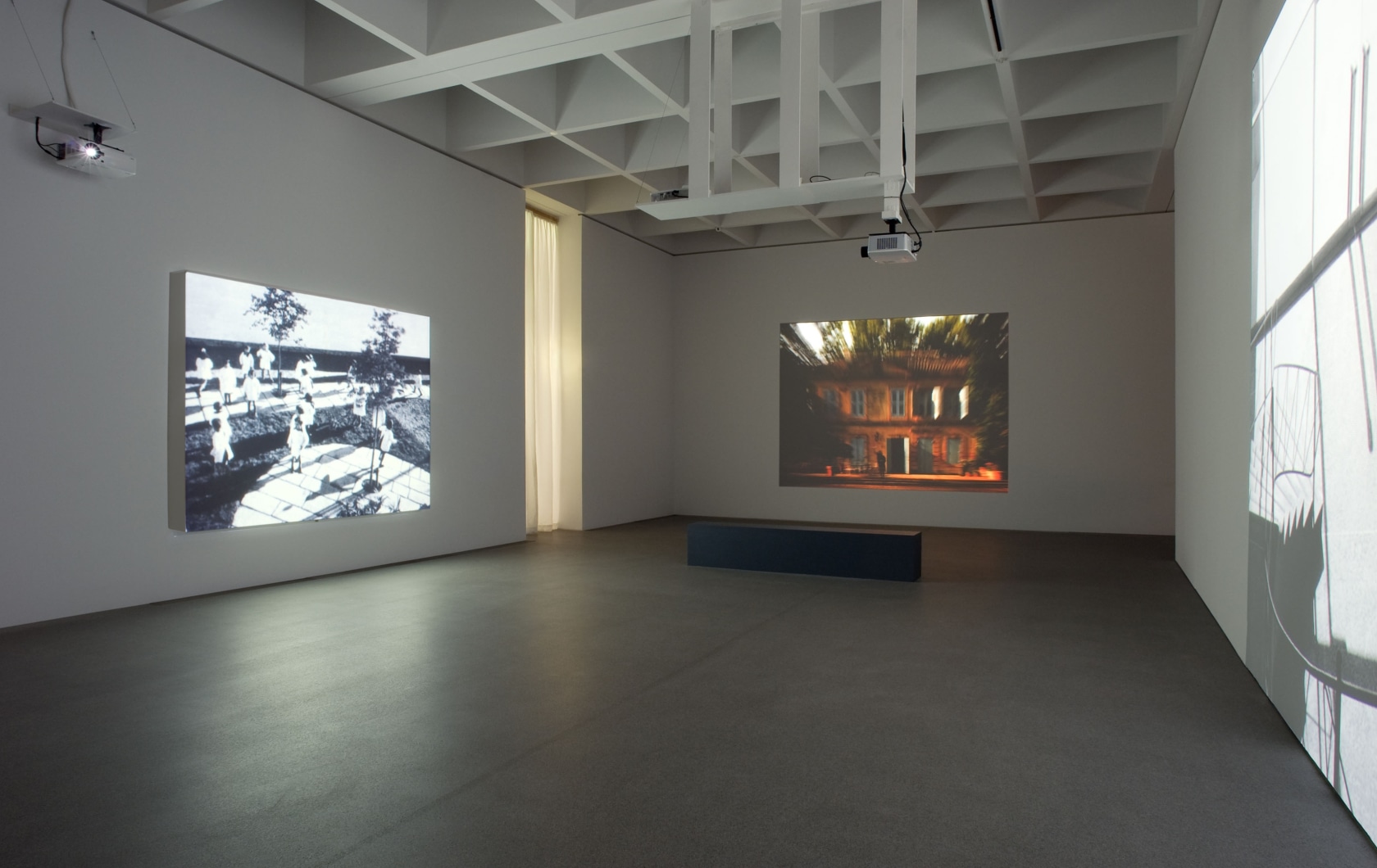 Exhibition view David Claerbout, 2010 Pinakothek der Moderne, Munich Photo © David Claerbout