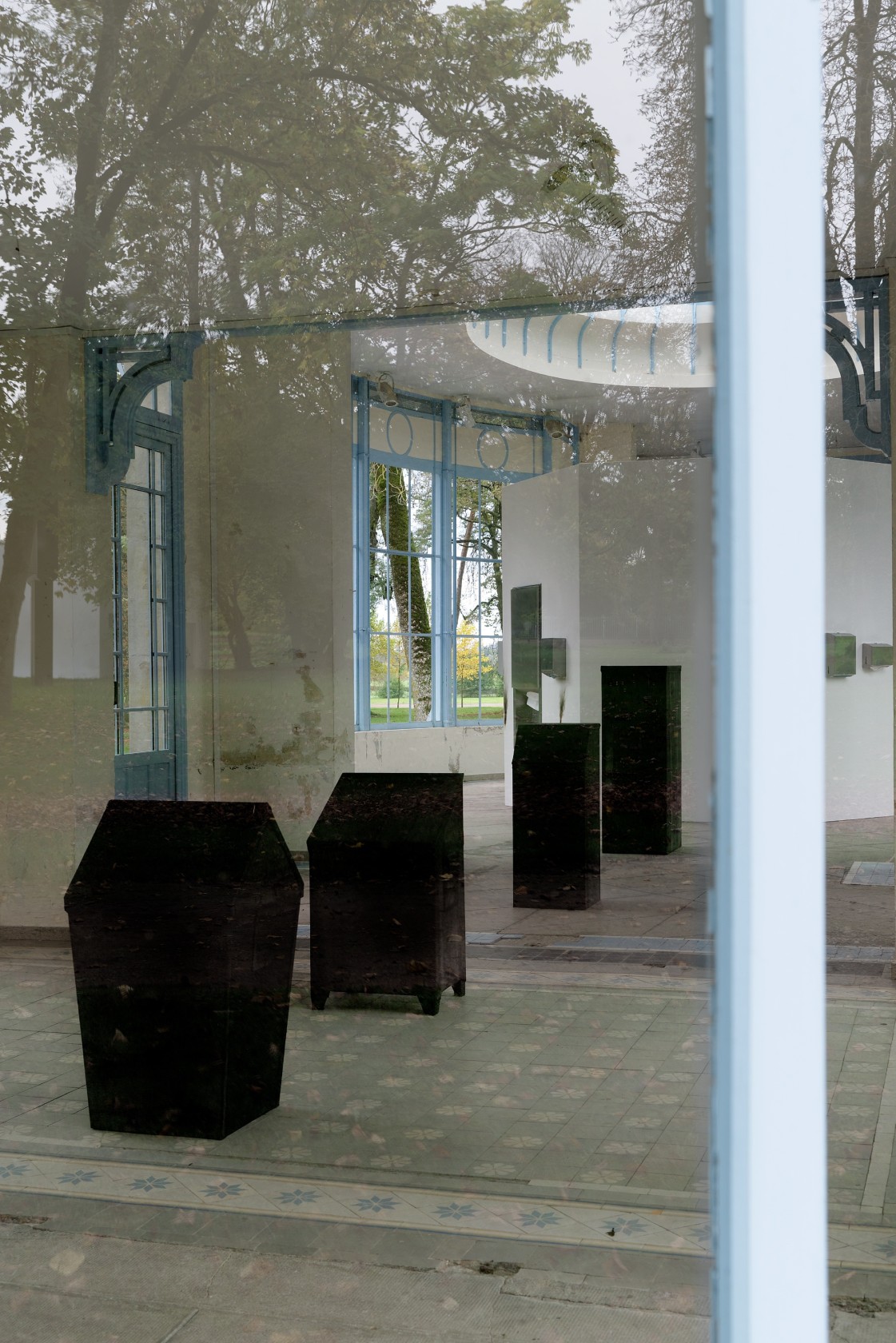 Exhibition view Bottled Water Branded Water, 2013–14 Parc Saint Léger, Pougues-les-Eaux Photo © Parc Saint Léger