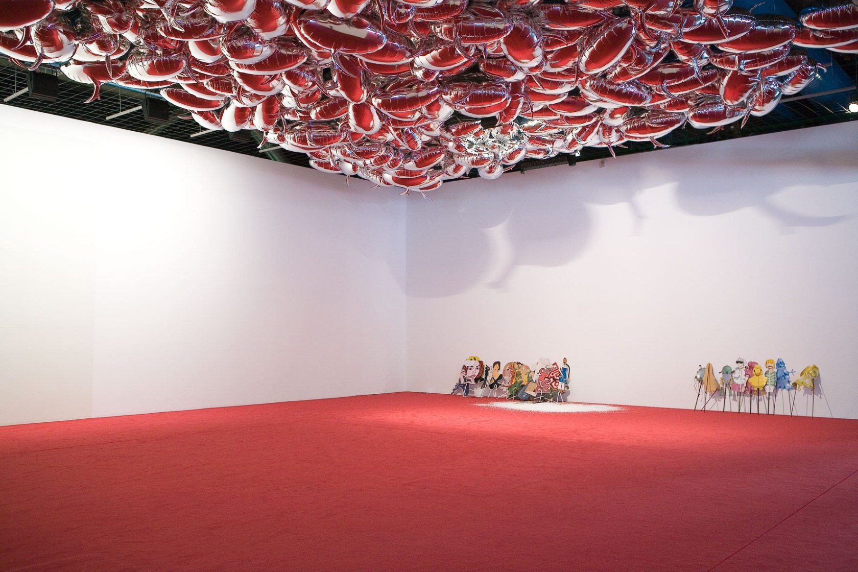 Speech Bubbles (silver), 2009 Silver Mylar foil (PET foil out of biaxially oriented polyethylene terephthalate), helium No More Reality (end),...