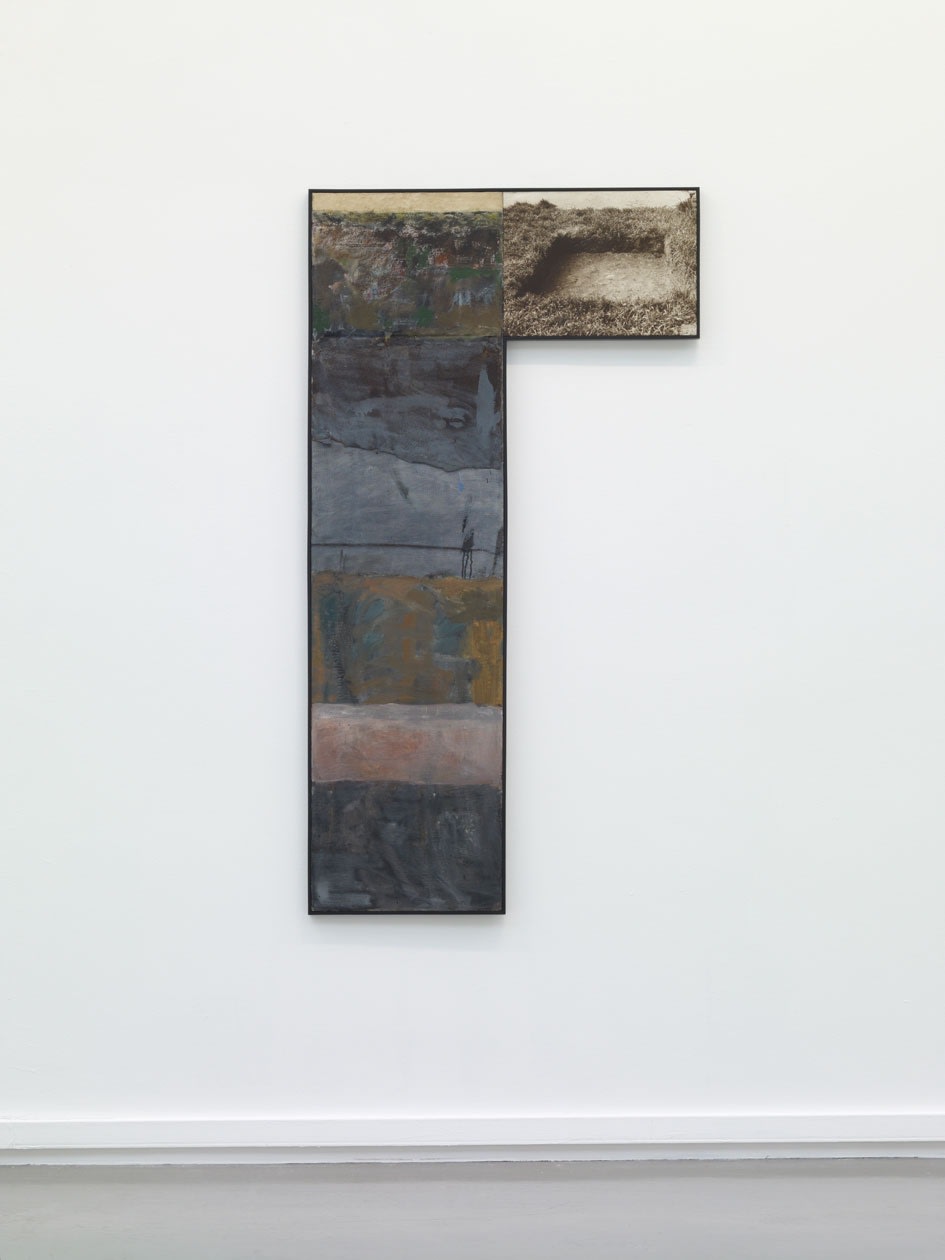 Exhibition view Roman Ondak, 2012 Musée d’art moderne de la Ville de Paris Photo © Musée d’art moderne de la...