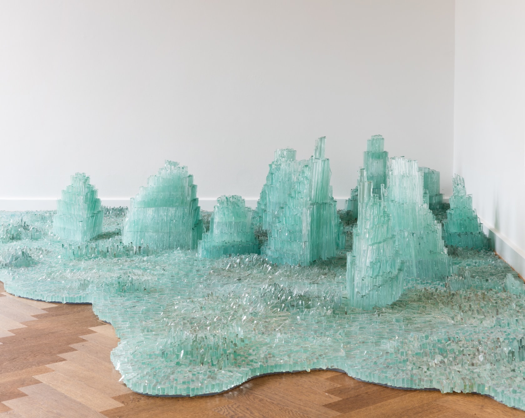 Geliehene Landschaften, 2005 (detail) Glass, silicone, polycarbonate, fabric, thread, wool, reinforced concrete, styrofoam Photo © Andrea Rossetti