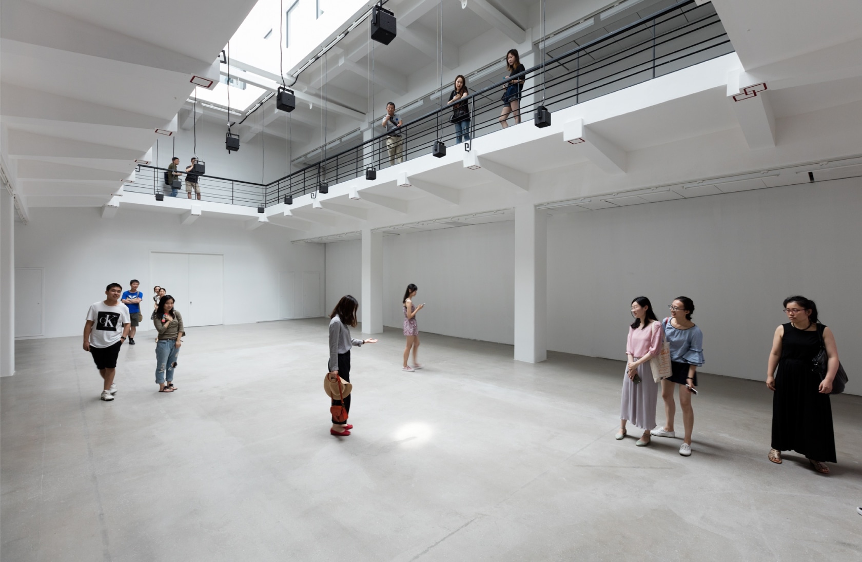 Visitors can follow the choreography of light on the walls and floor of the room. Photo © Andrea Rossetti