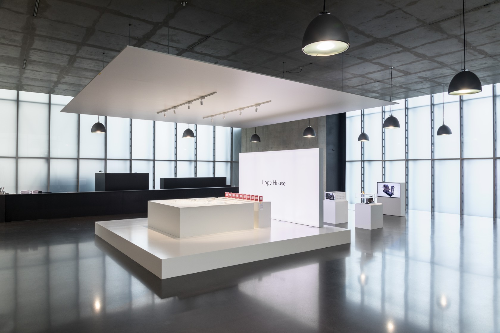 Exhibition view: Simon Fujiwara, Hope House, Kunsthaus Bregenz, 2018 Photo © Andrea Rossetti