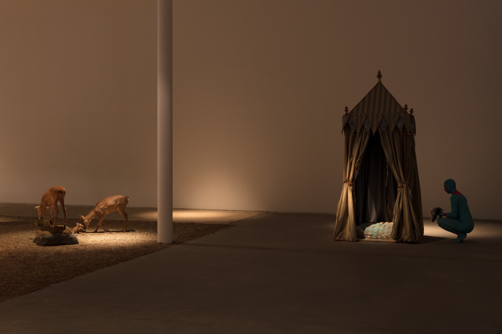 Right: Cabine (in collaboration with Scott Treleaven), 2008 Cotton, wood, gold leaf 199 x 107 x 107 cm A small...